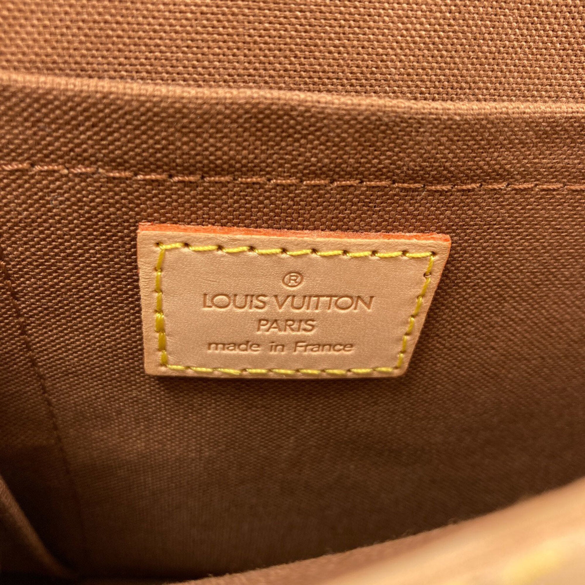 Louis Vuitton Monogram Monogram Canvas Shoulder Bag (Pre-Owned)