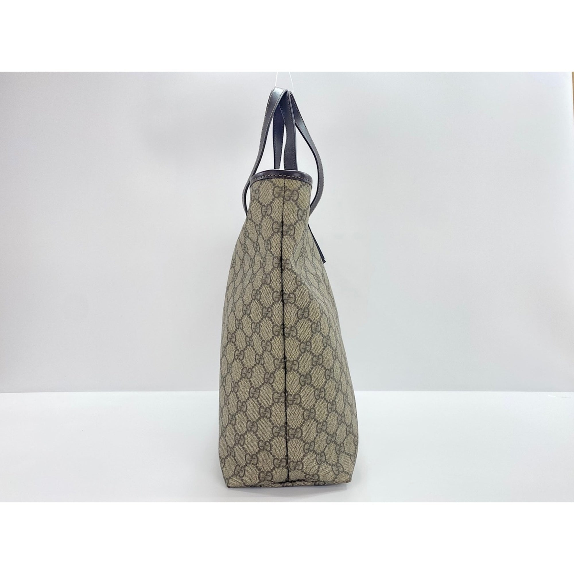 Gucci Brown Gg Supreme Handbag (Pre-Owned)