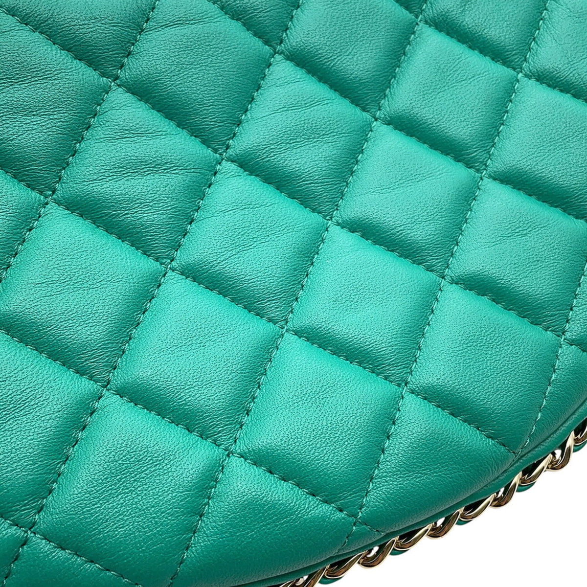 Chanel Green Handbag Shoulder Bag (Pre-Owned)