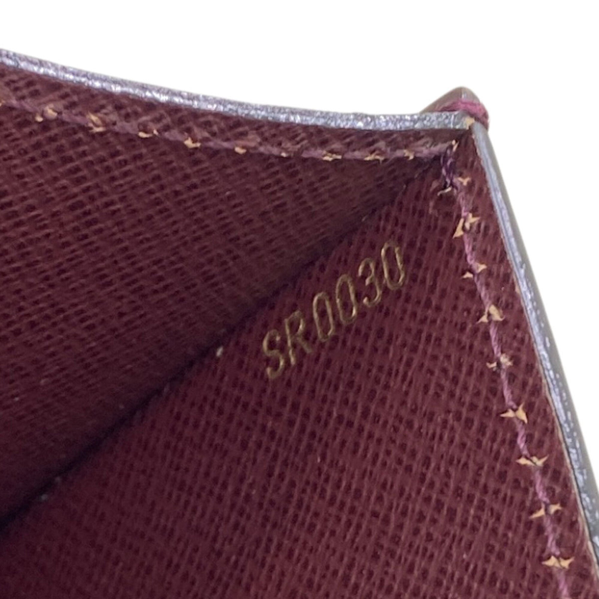 Louis Vuitton Taiga Acajou Taiga Leather Handbag (Pre-Owned)