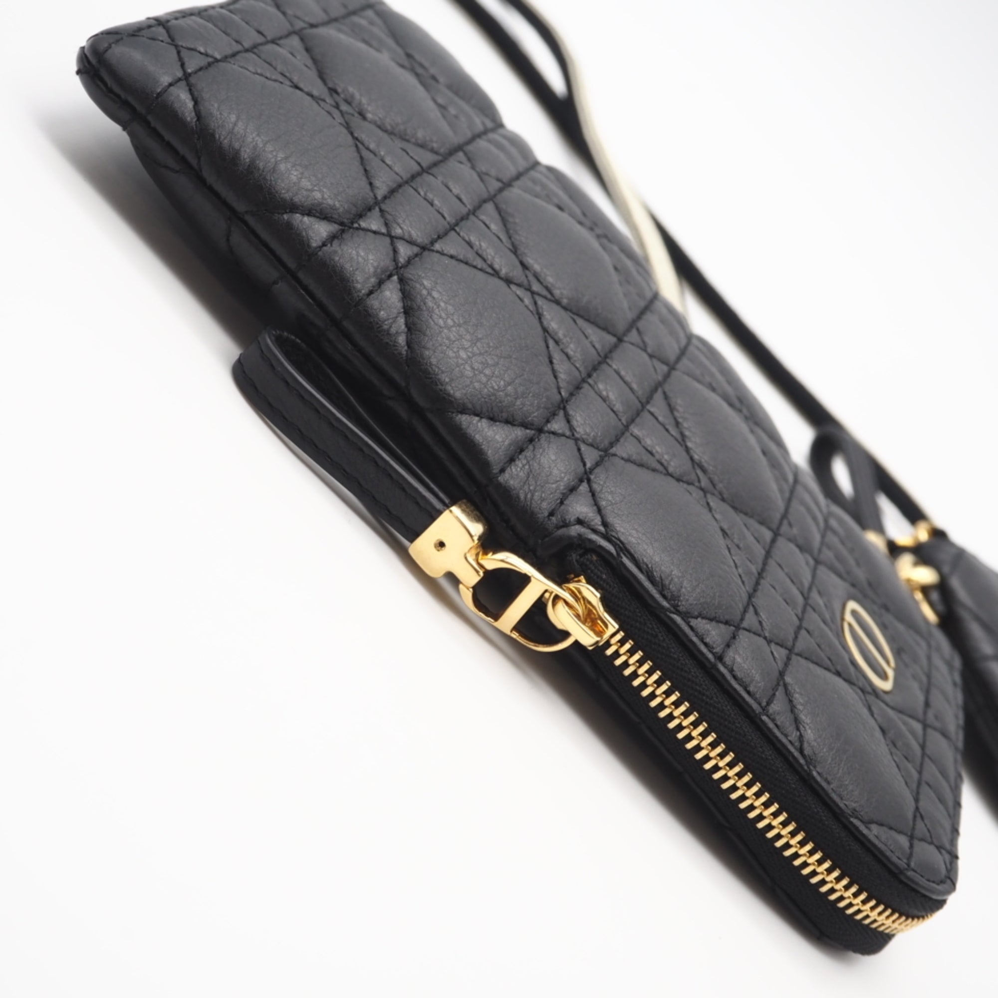 Christian Dior Black White Leather Shoulder Bag (Pre-Owned)