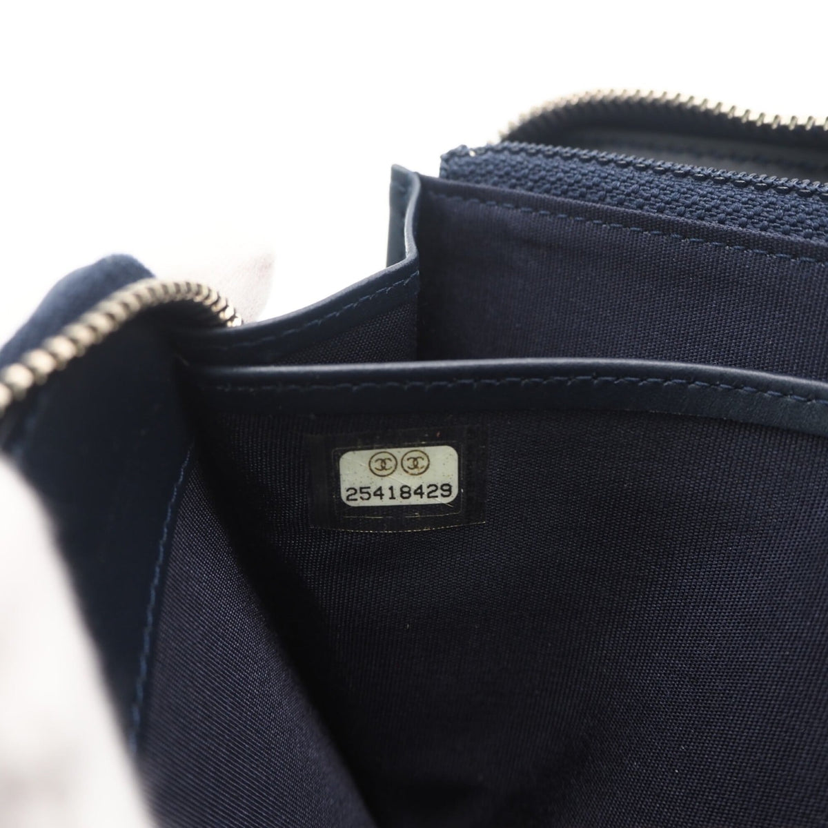 Chanel Camellia Navy Leather Long Wallet (Bi-Fold) (Pre-Owned)