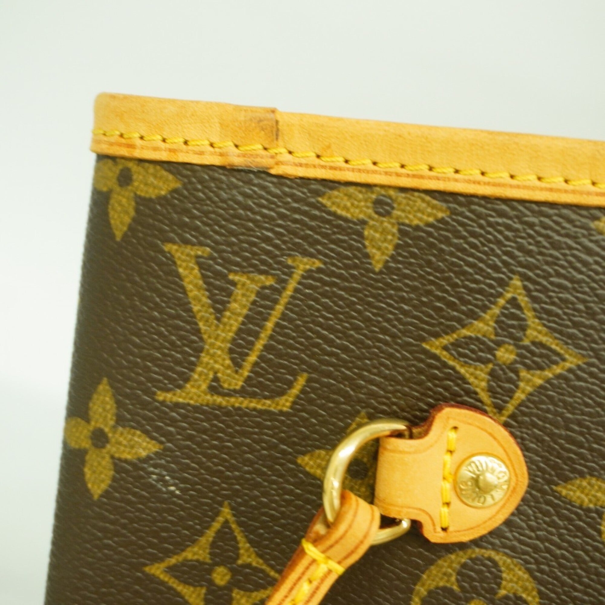 Louis Vuitton Brown Tote Bag (Pre-Owned)