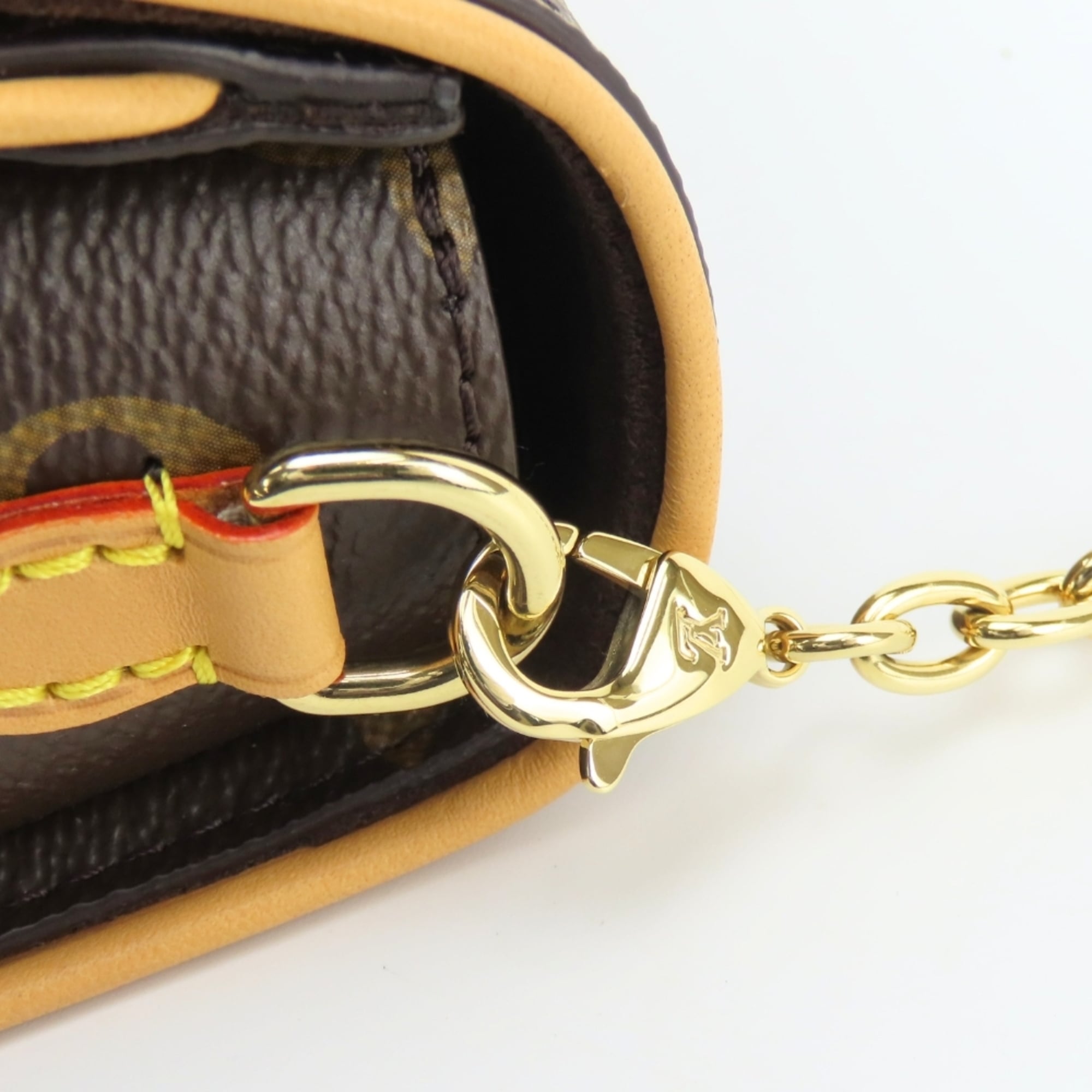Louis Vuitton Monogram Brown Monogram Pochette Shoulder Bag (Pre-Owned)