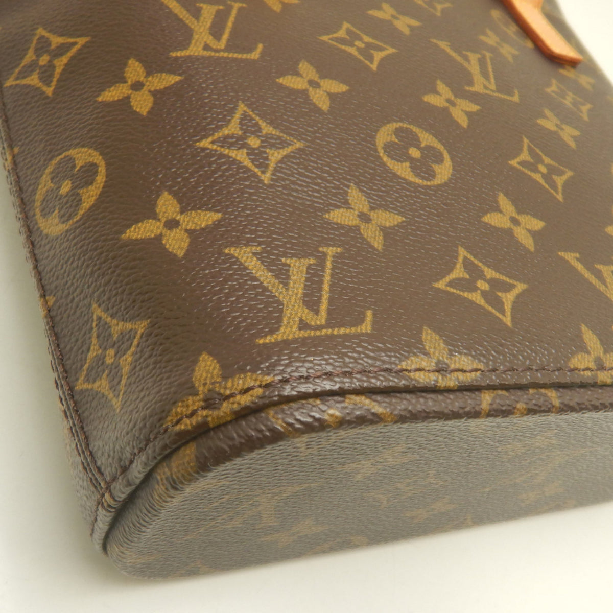 Louis Vuitton Brown Monogram Canvas Handbag (Pre-Owned)