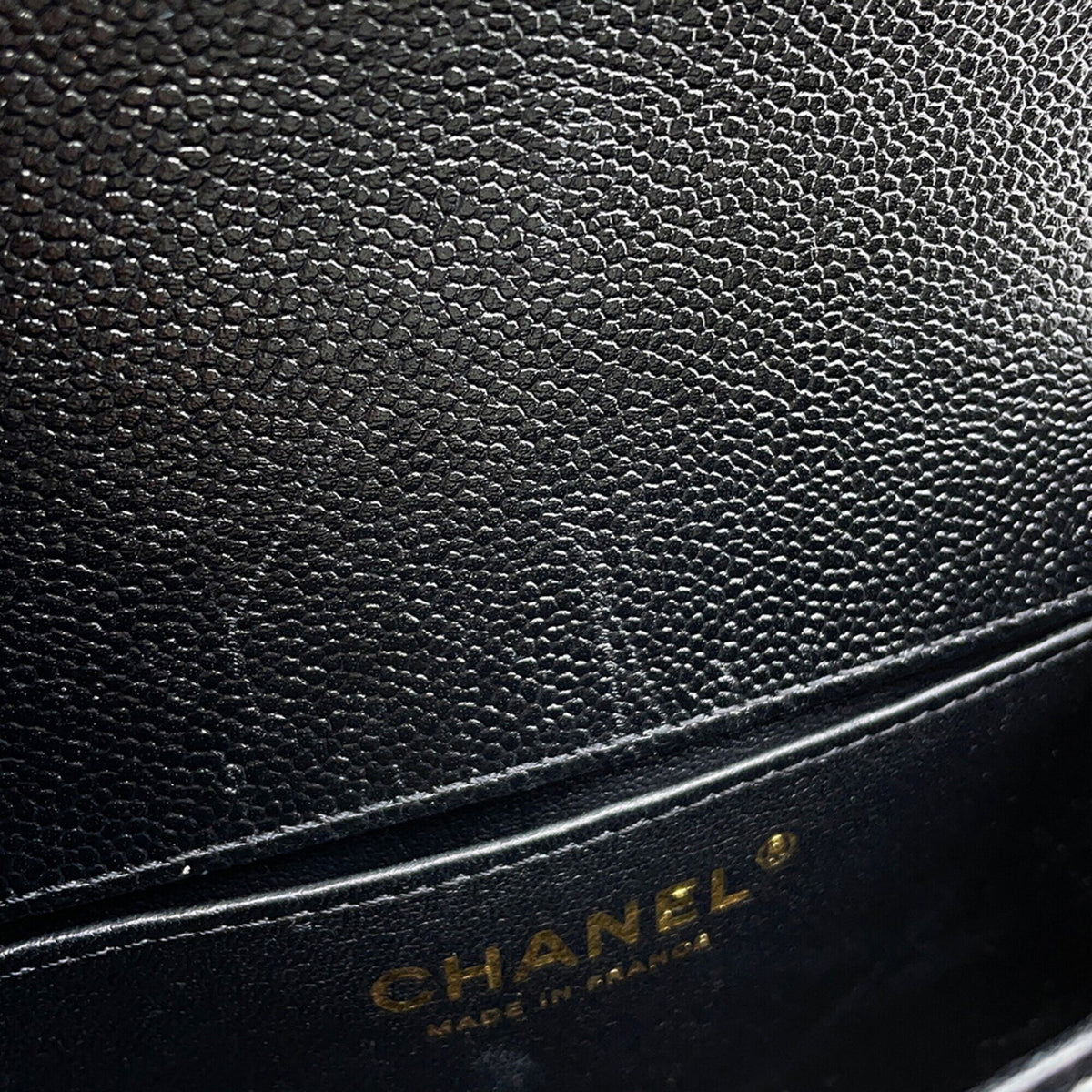 Chanel Black Grained Calfskin Handbag Shoulder Bag (Pre-Owned)