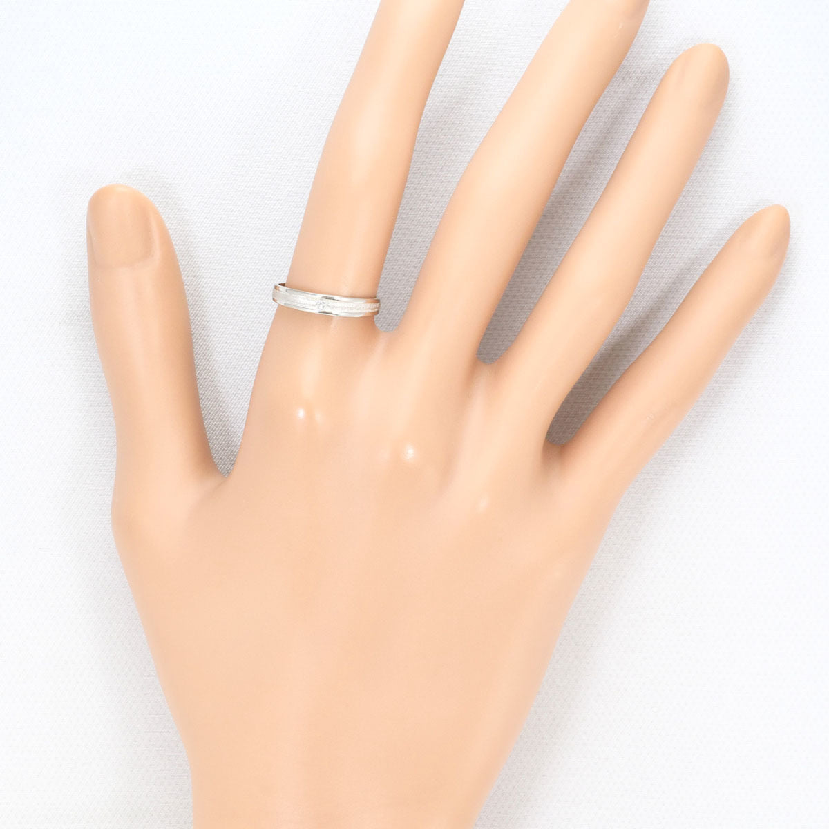 Unbranded White Gold White Gold (14K) Band Ring (Pre-Owned)