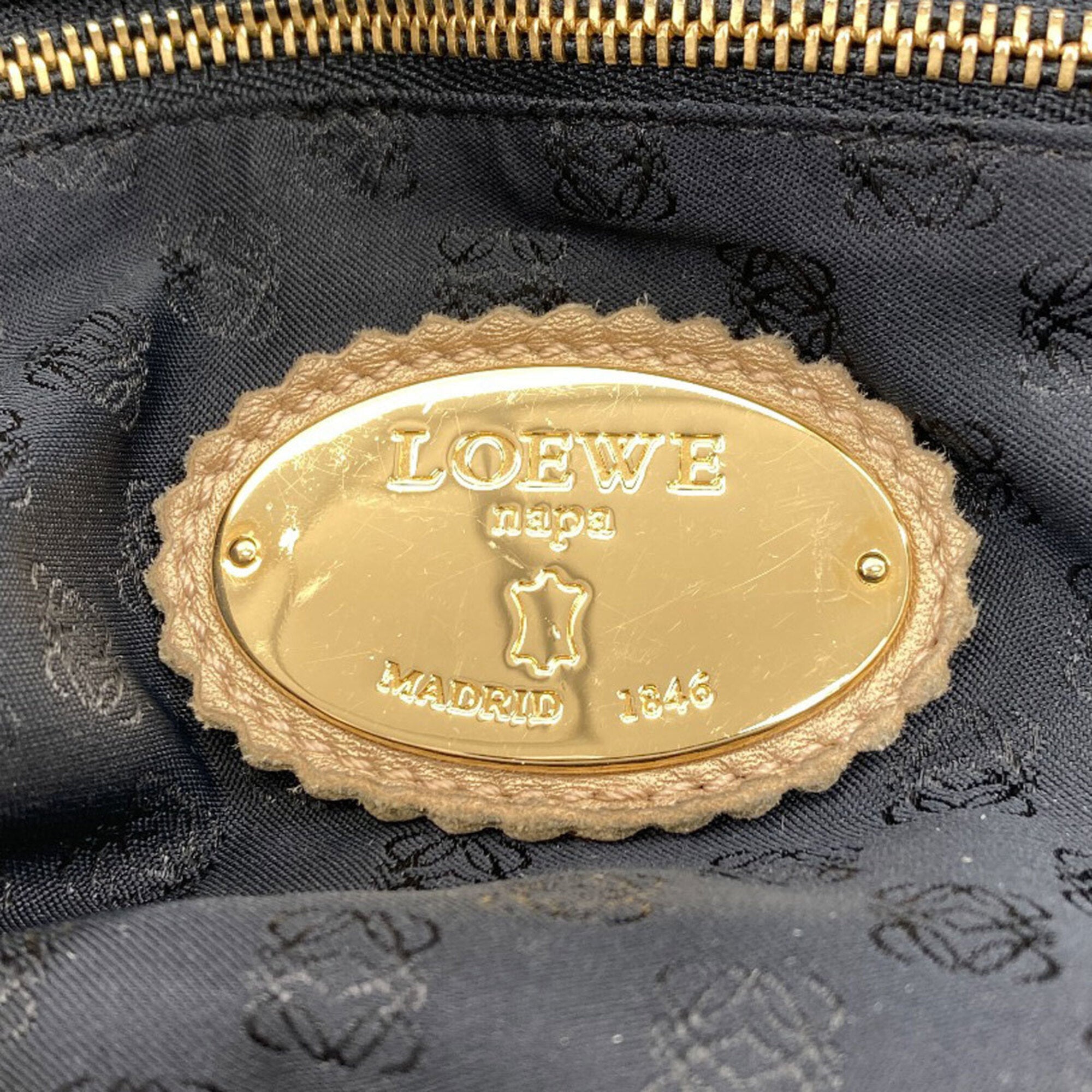 Loewe Gold Leather Handbag (Pre-Owned)