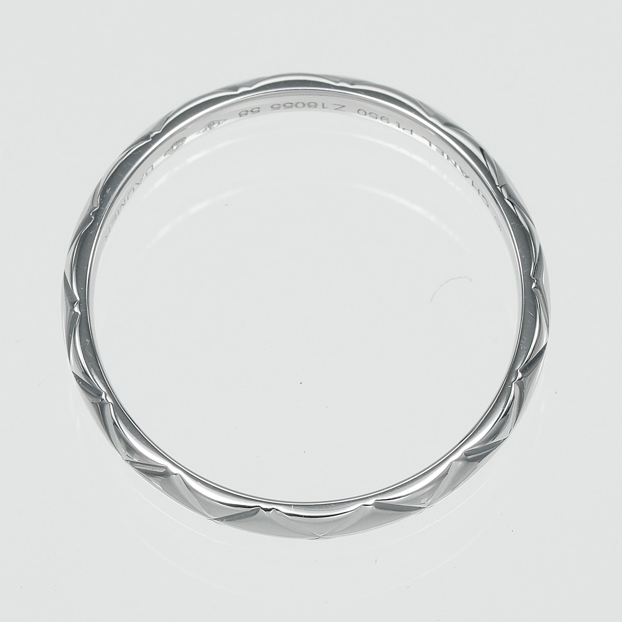 Chanel Matelasse Platinum 950 Band Ring (Pre-Owned)