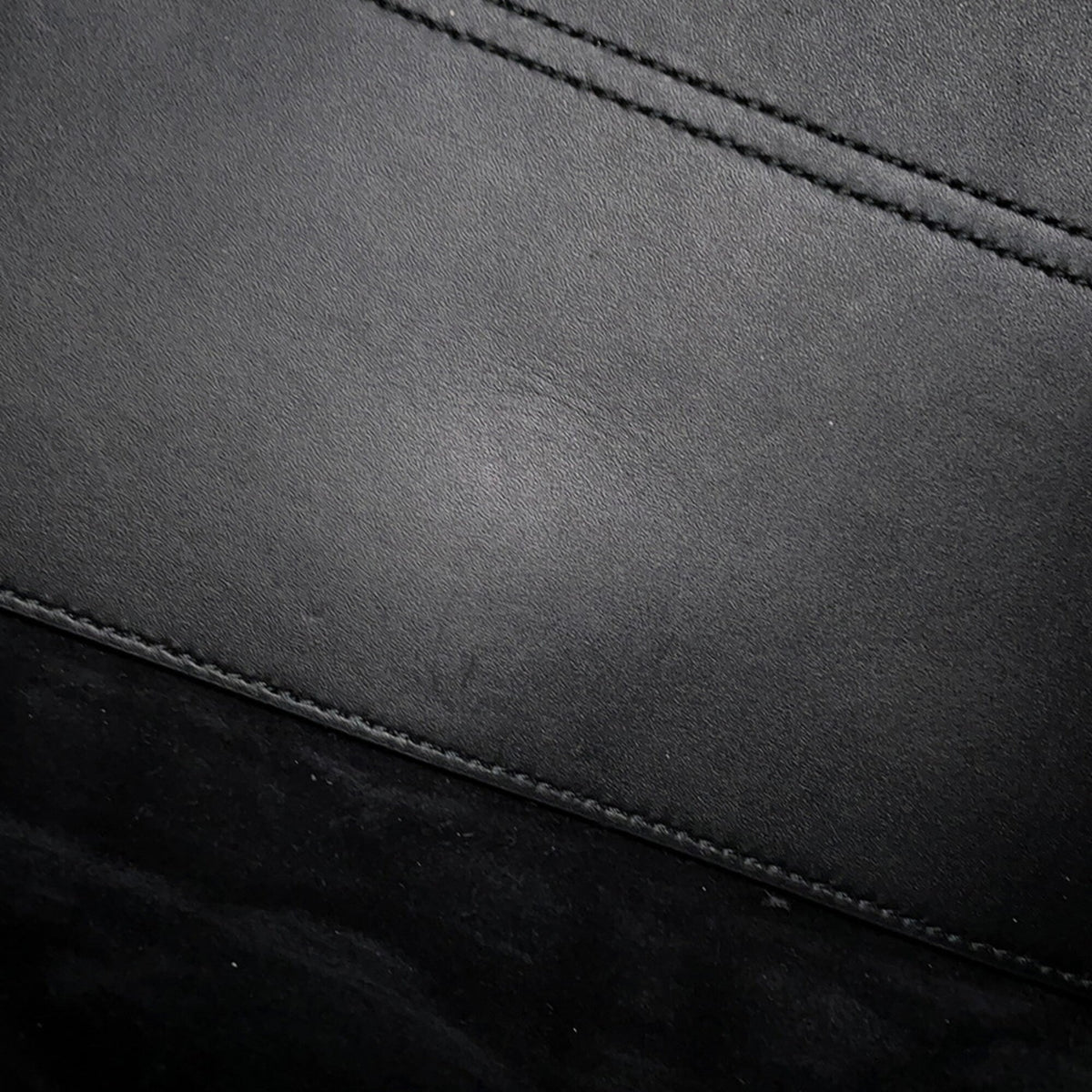 Christian Dior Black Leather Handbag (Pre-Owned)