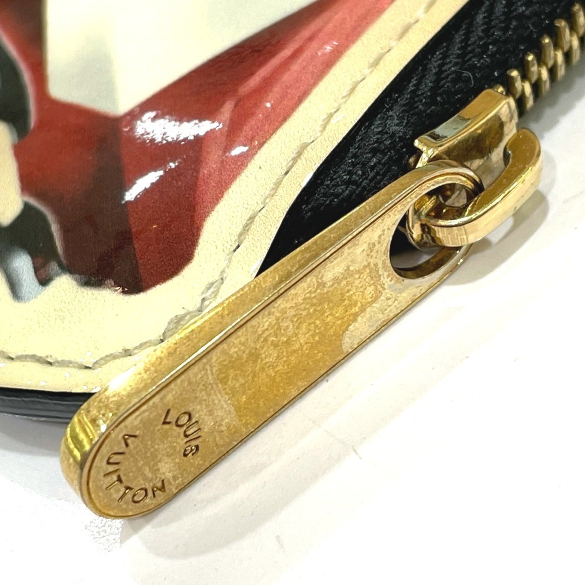 Louis Vuitton Vernis Galle Red Color Vernis Coin Purse/Coin Case (Pre-Owned)
