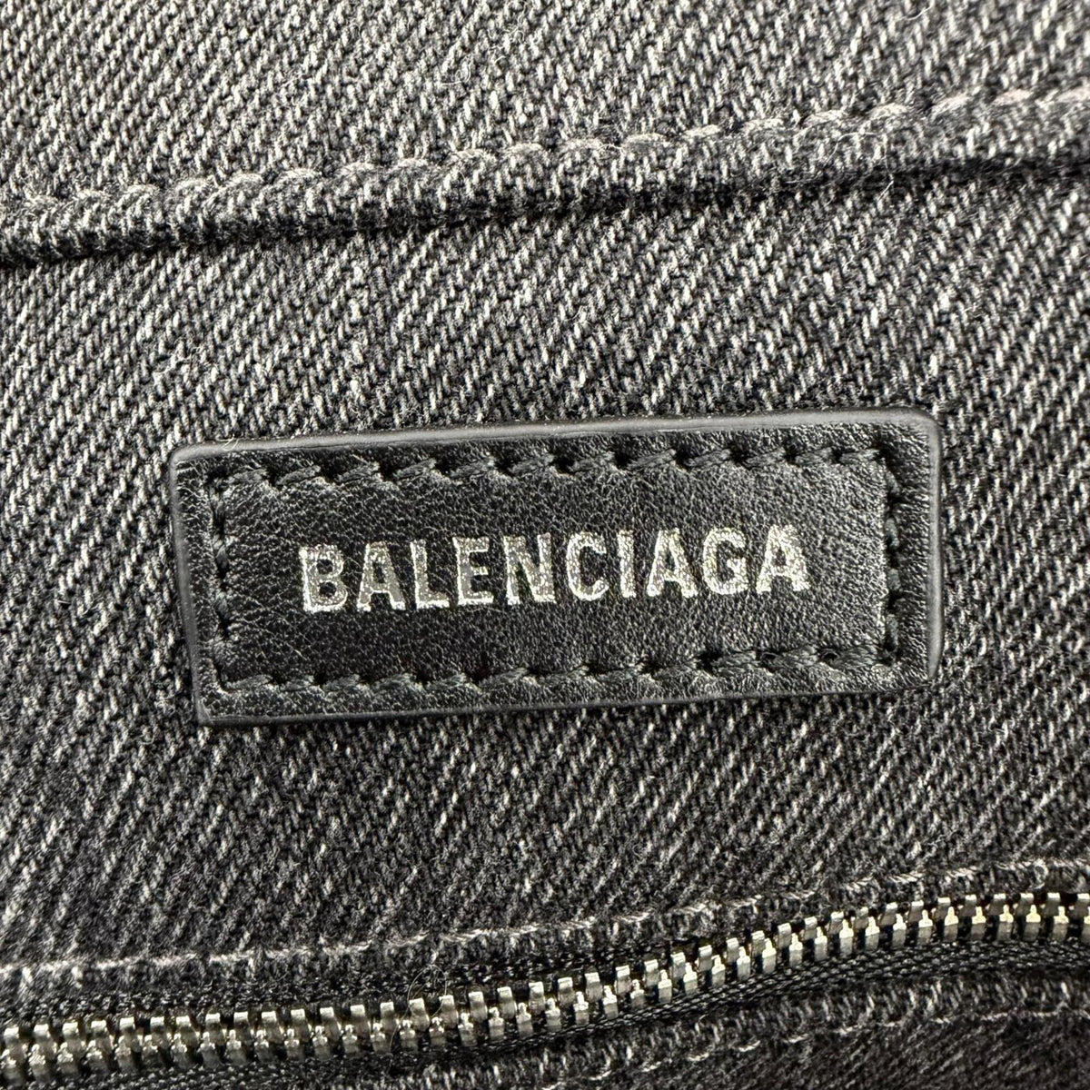 Balenciaga Black Leather Handbag Shoulder Bag (Pre-Owned)