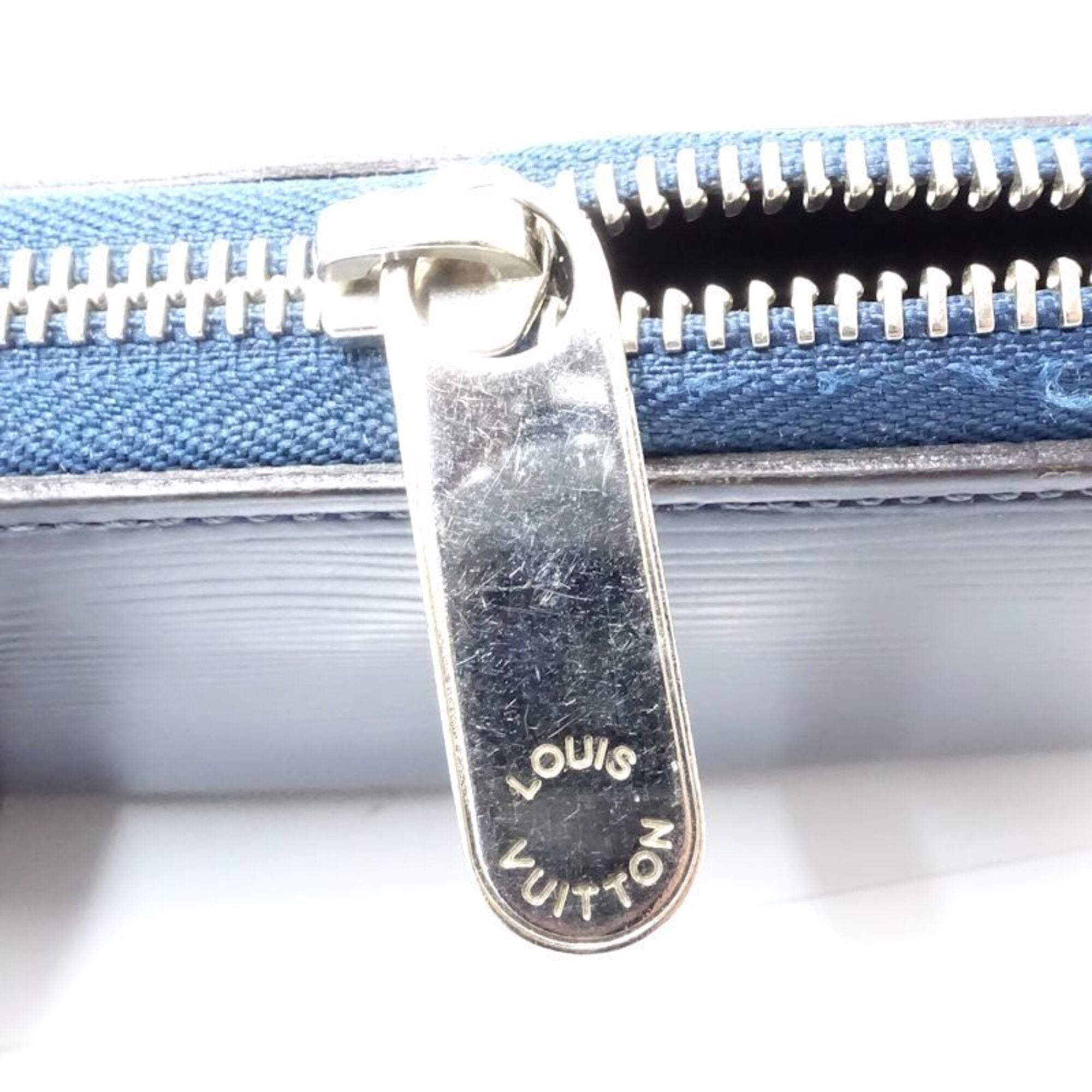 Louis Vuitton Blue Indigo Leather Long Wallet (Bi-Fold) (Pre-Owned)
