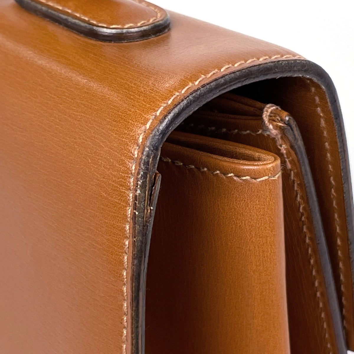 Gucci Camel Leather Handbag (Pre-Owned)