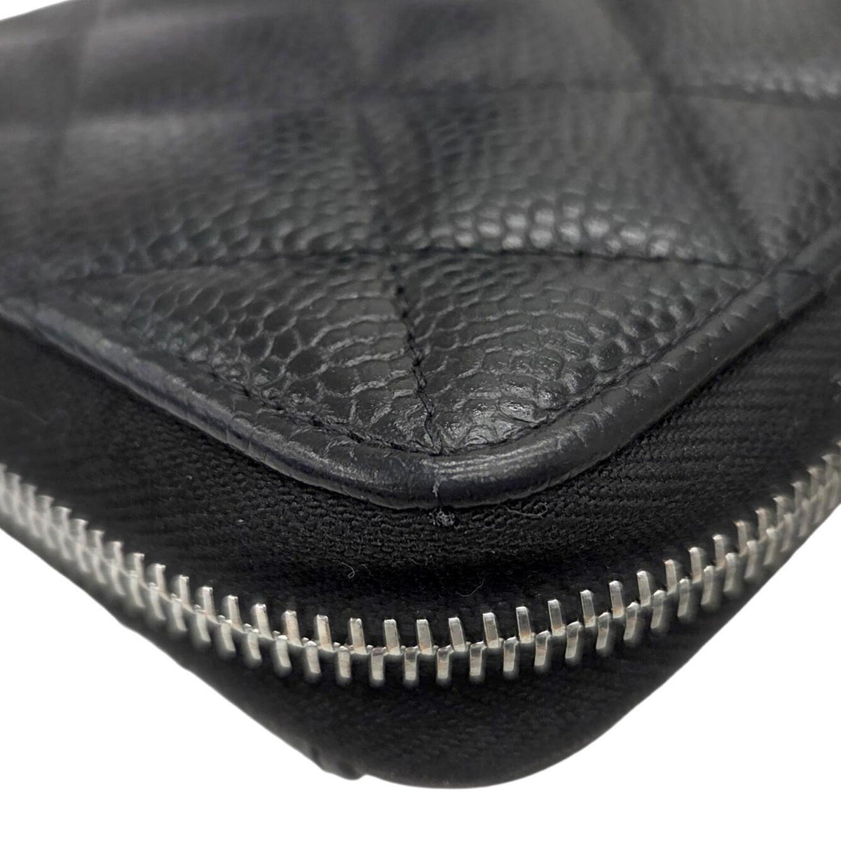 Chanel Black Grained Calfskin Long Wallet (Bi-Fold) (Pre-Owned)