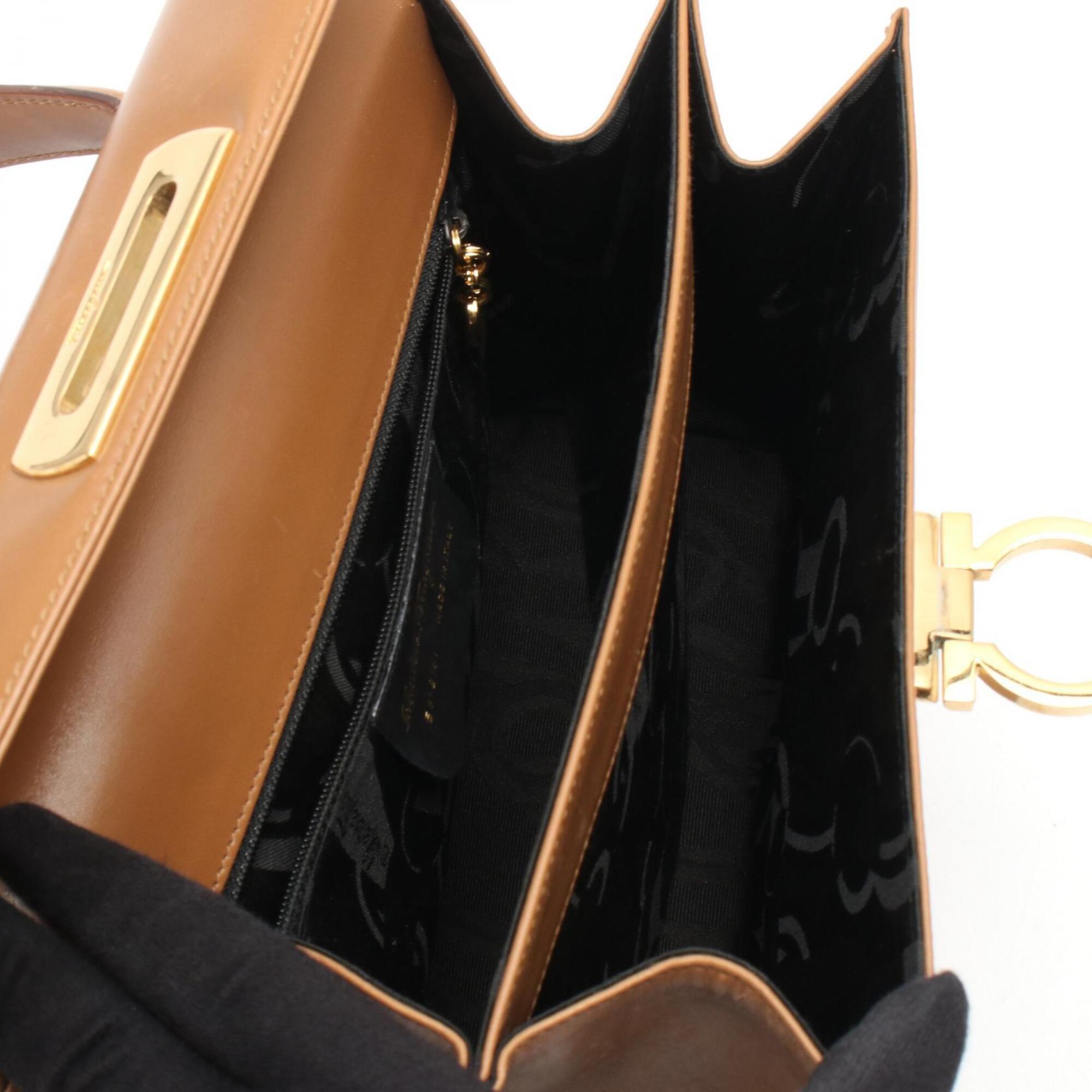 Salvatore Ferragamo Gancini Brown Leather Handbag (Pre-Owned)