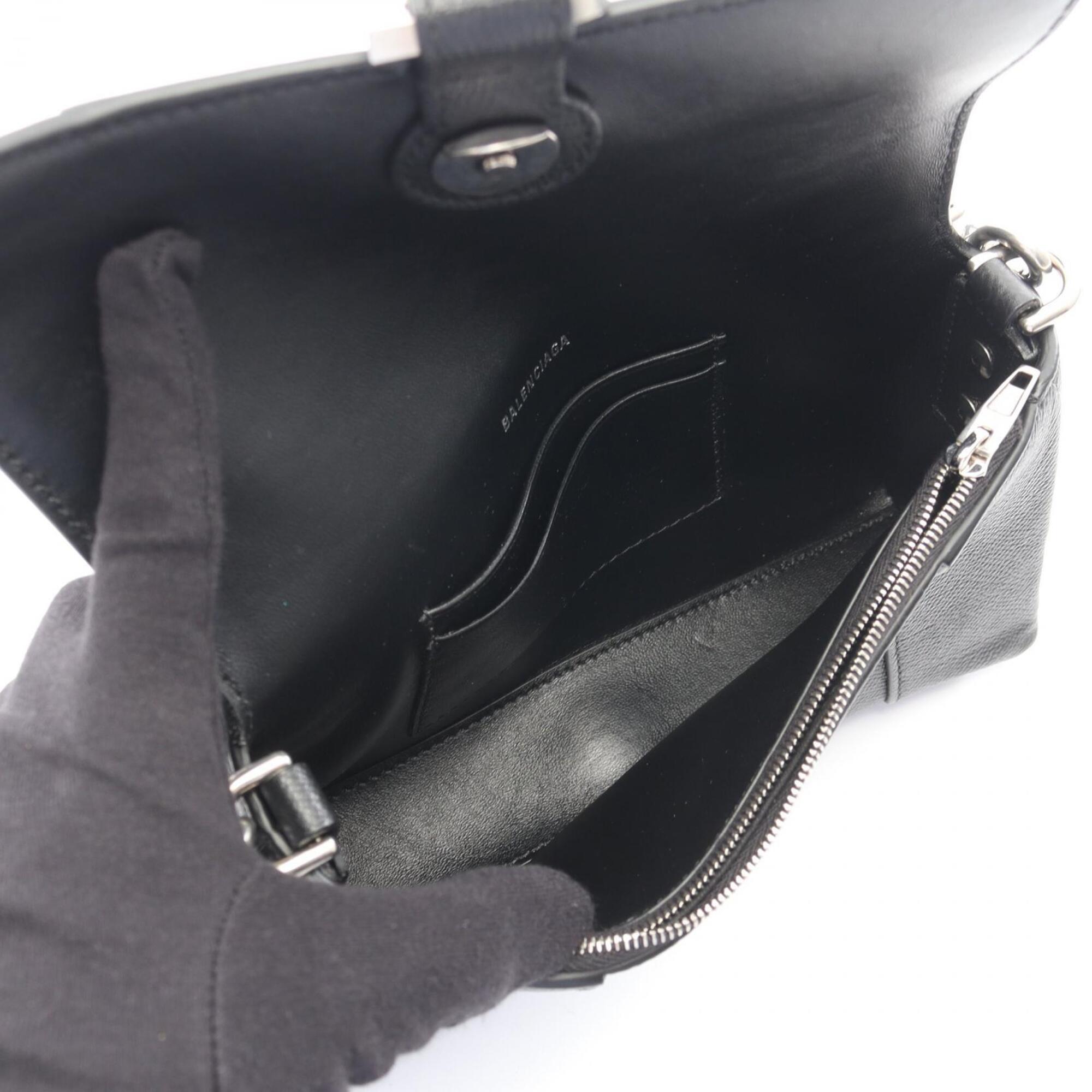Balenciaga Black Leather Handbag Shoulder Bag (Pre-Owned)