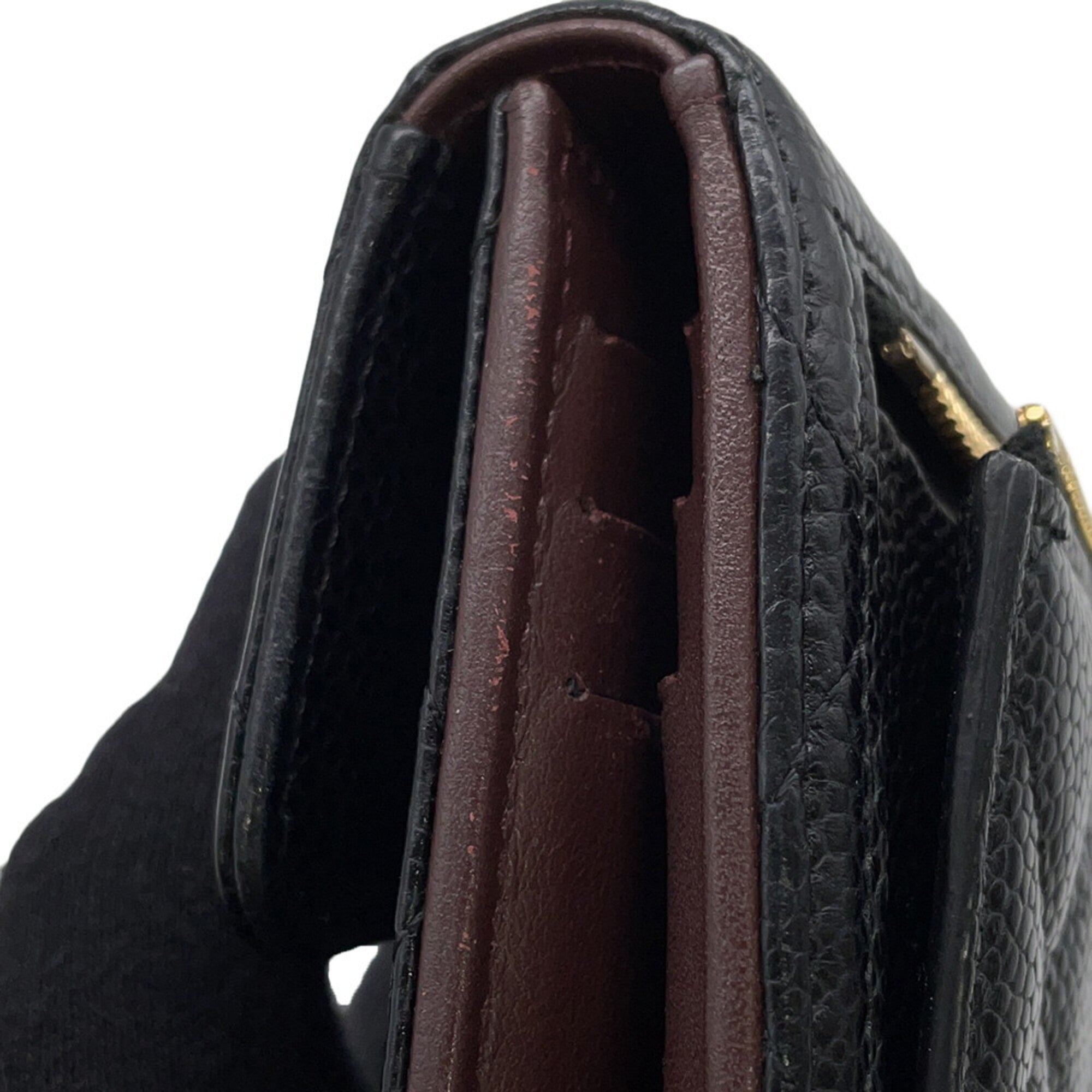 Chanel Black Grained Calfskin Wallet (Tri-Fold) (Pre-Owned)