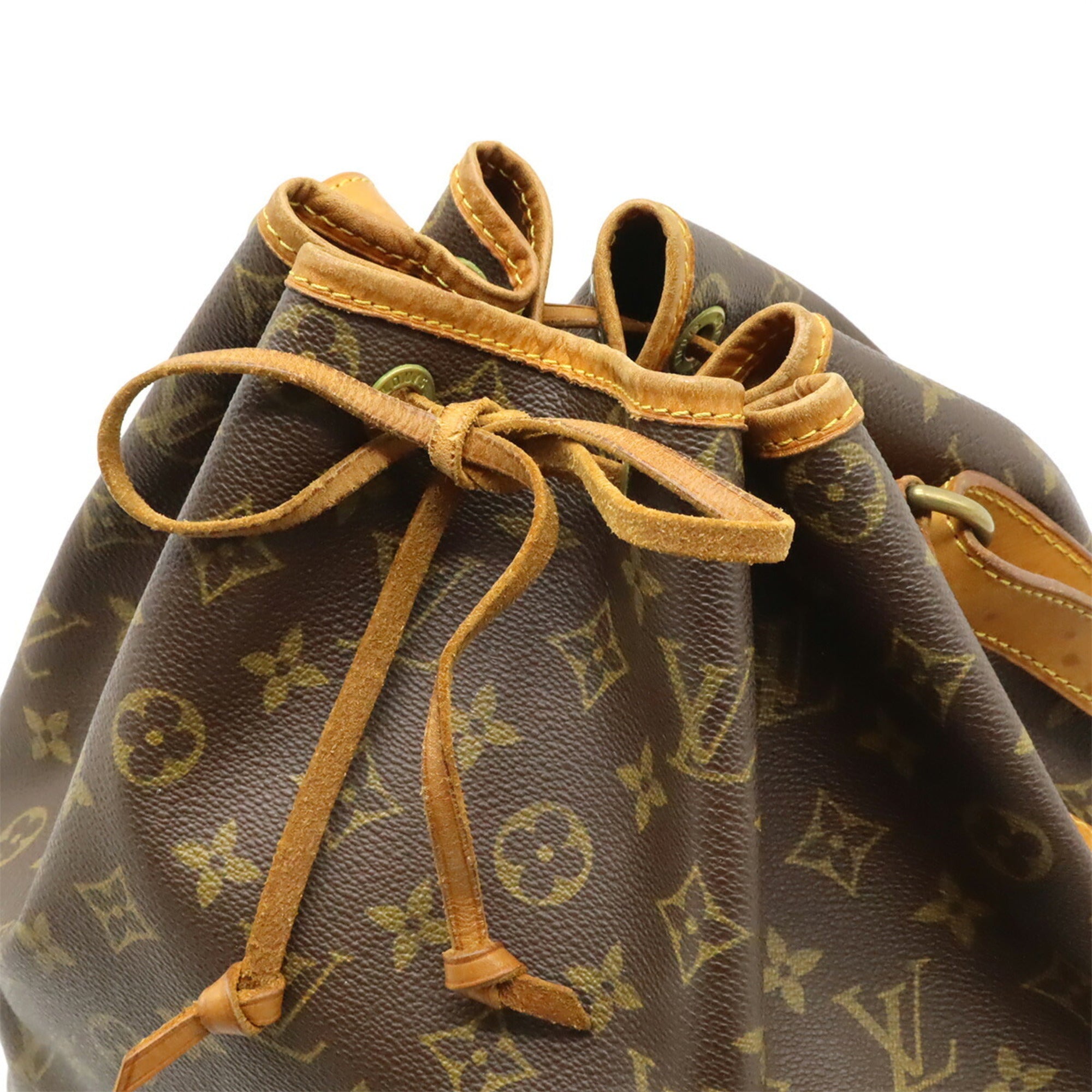 Louis Vuitton Brown Monogram Monogram Shoulder Bag (Pre-Owned)