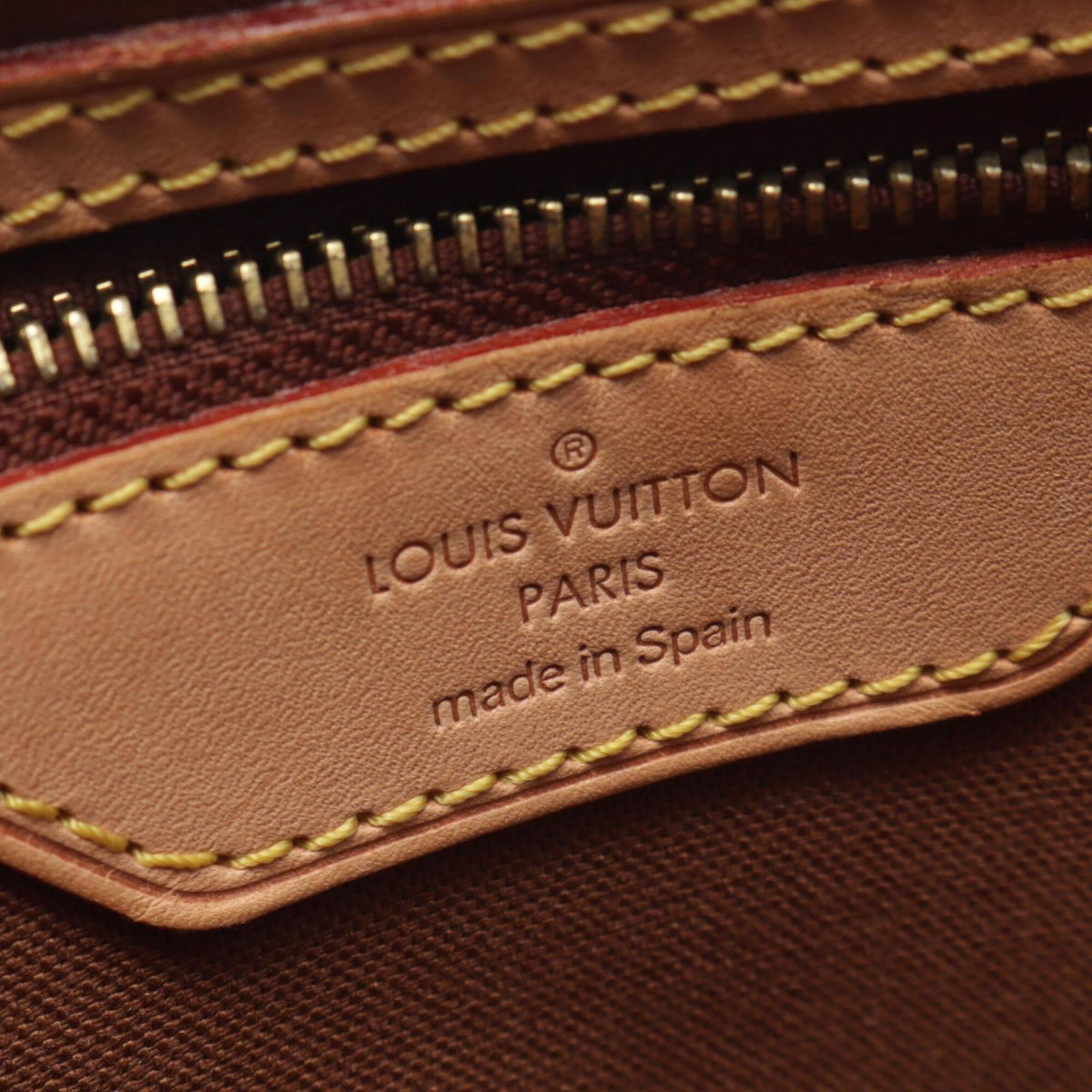 Louis Vuitton Brown Coated Canvas Leather Handbag Shoulder Bag (Pre-Owned)