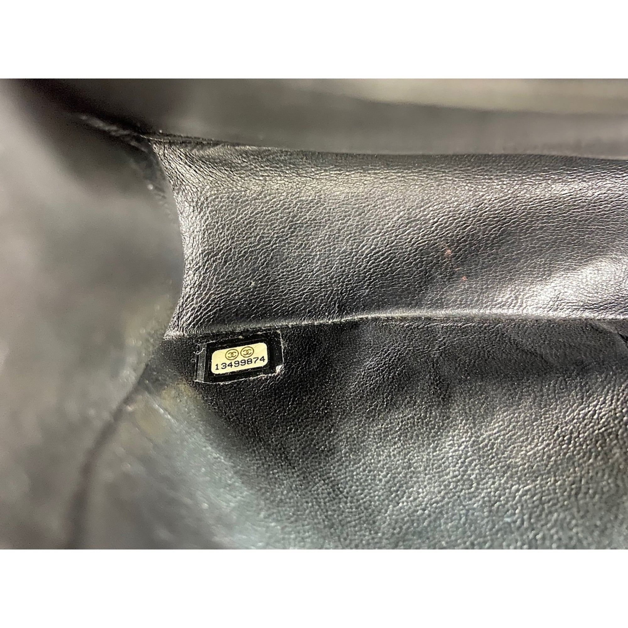 Chanel Matelasse Black Tote Bag (Pre-Owned)