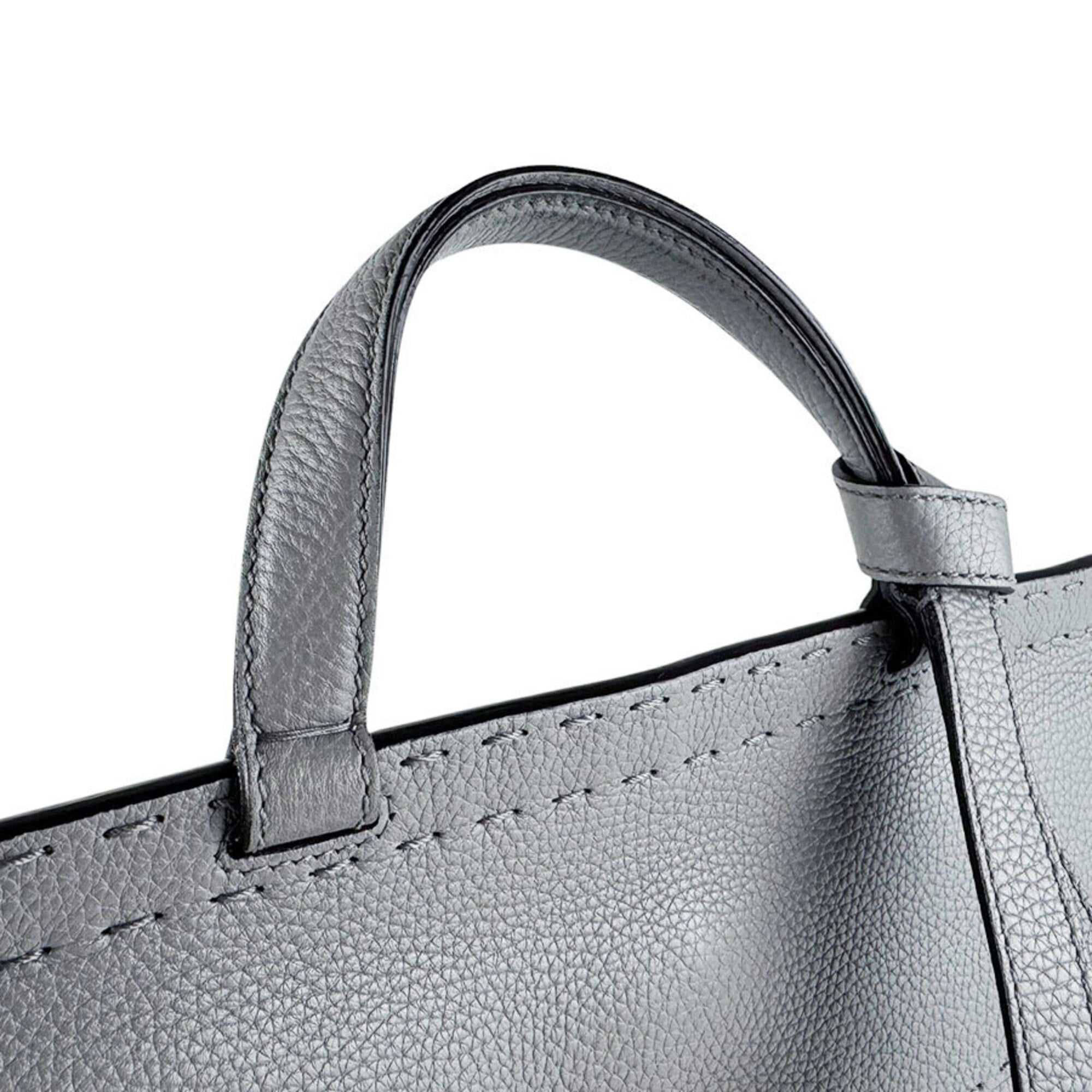 Gucci Gray Leather Handbag Shoulder Bag (Pre-Owned)