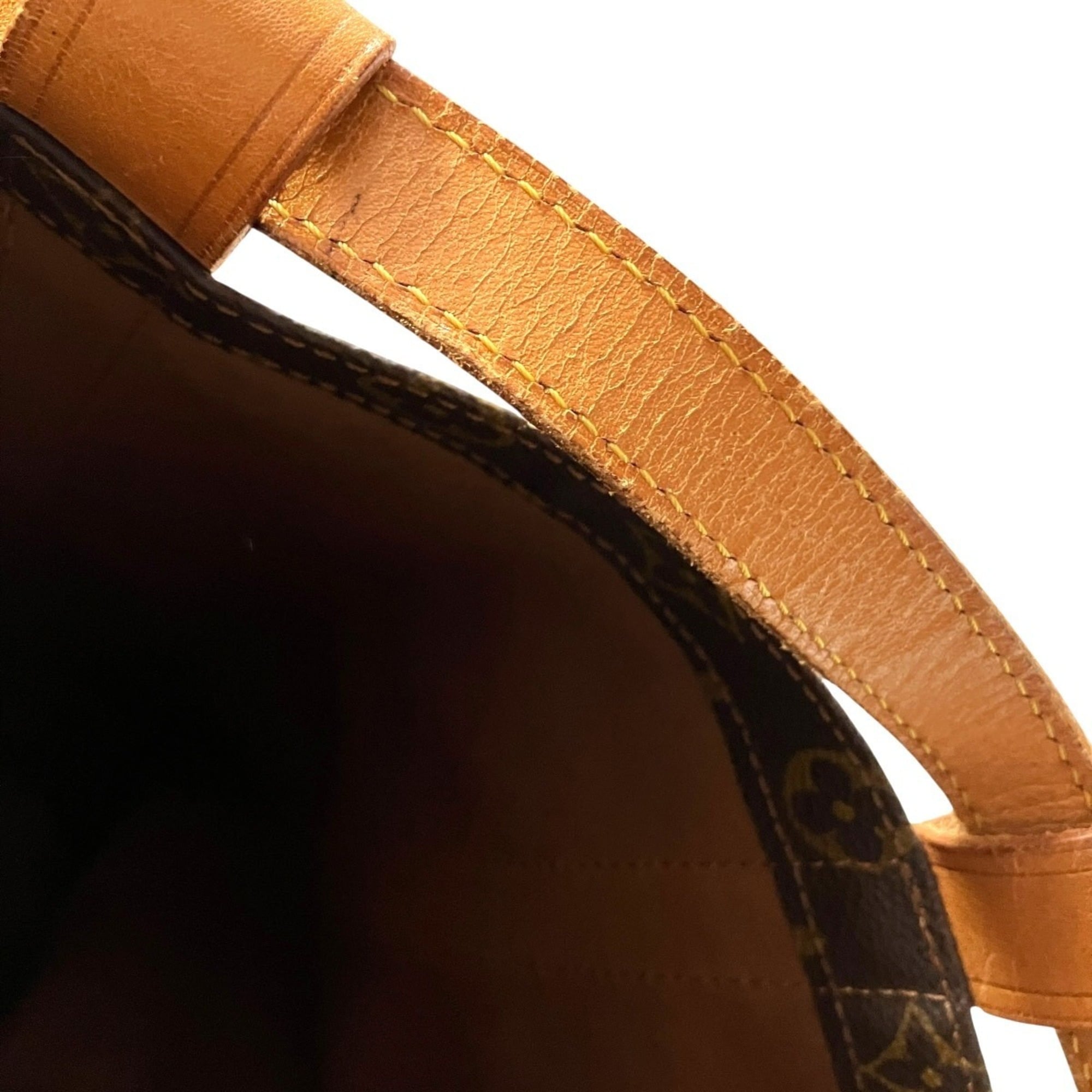 Louis Vuitton Brown Monogram Pouch Shoulder Bag (Pre-Owned)