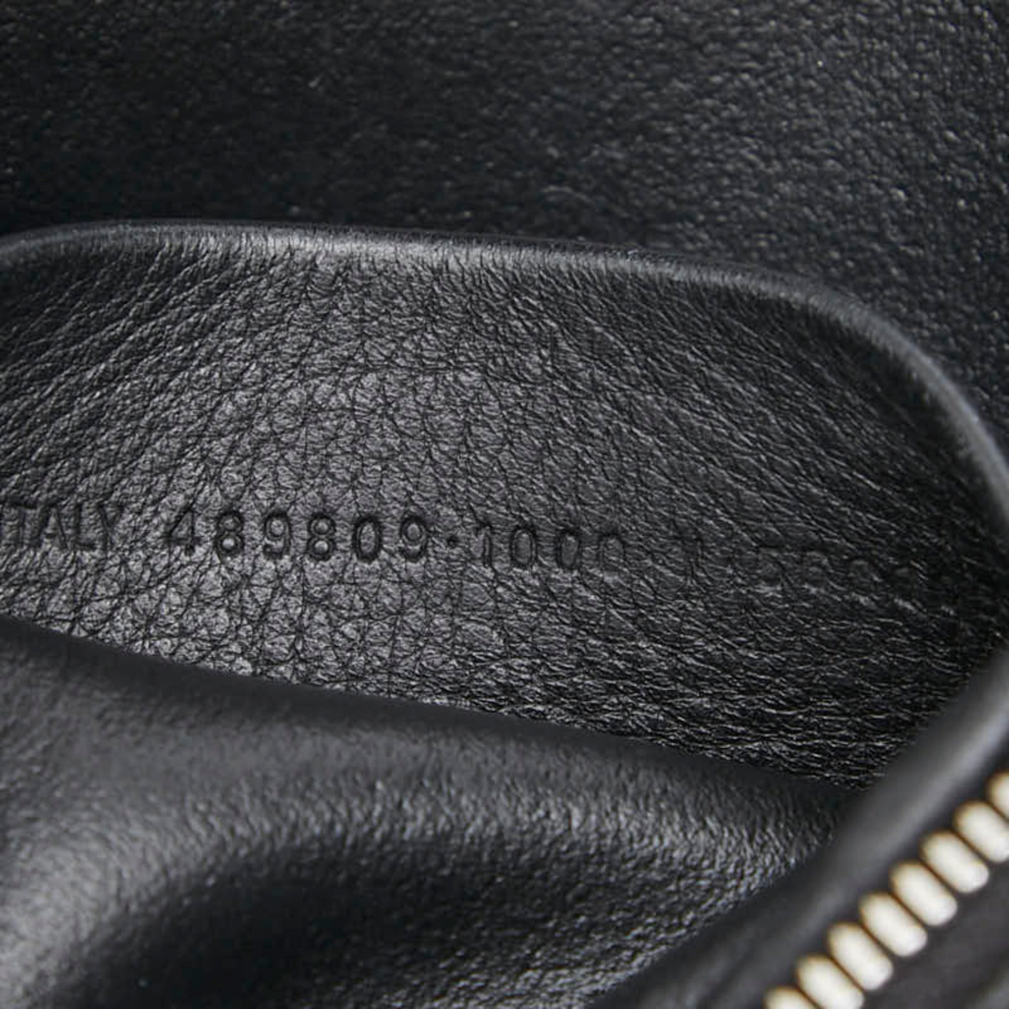 Balenciaga Black Leather Shoulder Bag (Pre-Owned)