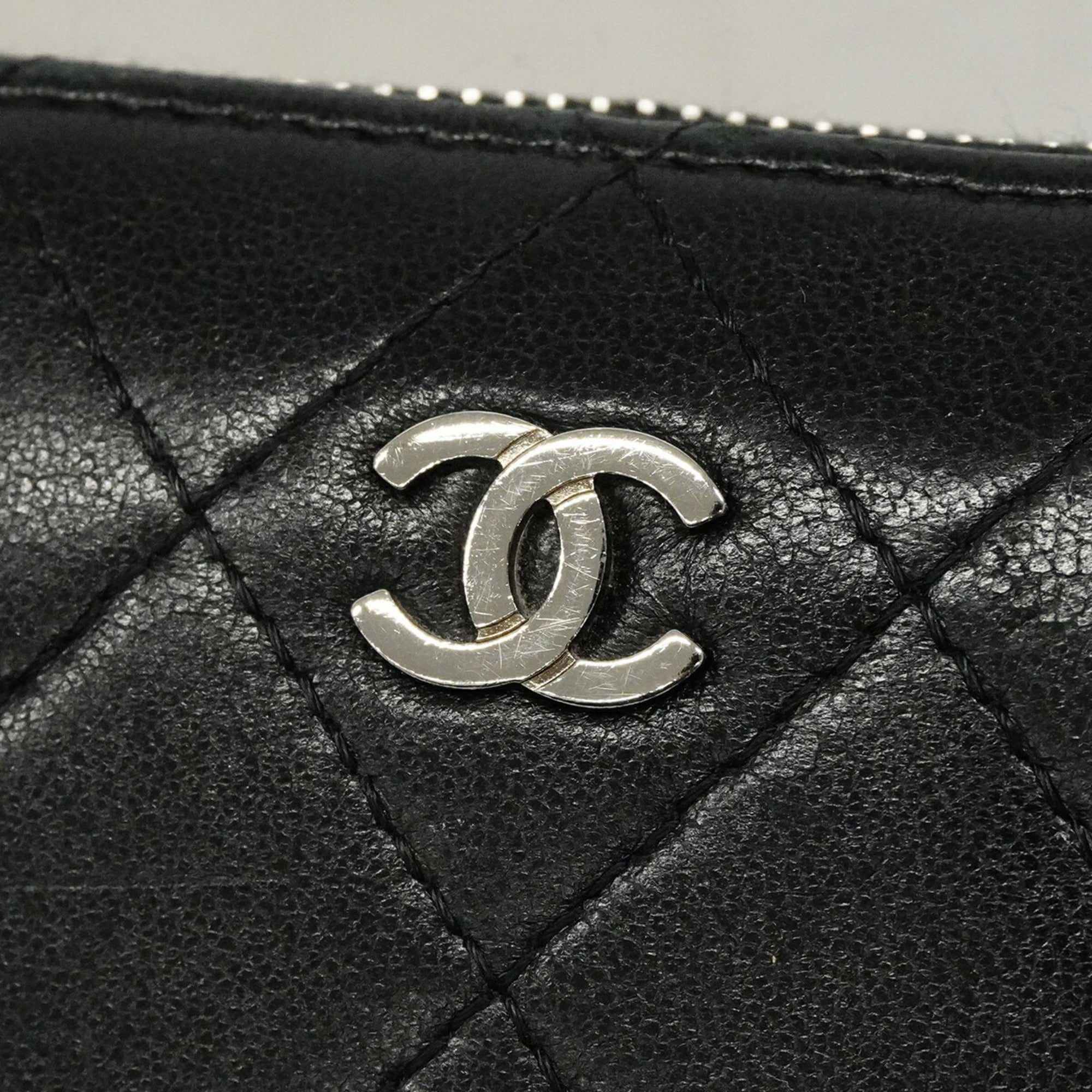 Chanel Black Leather Long Wallet (Bi-Fold) (Pre-Owned)