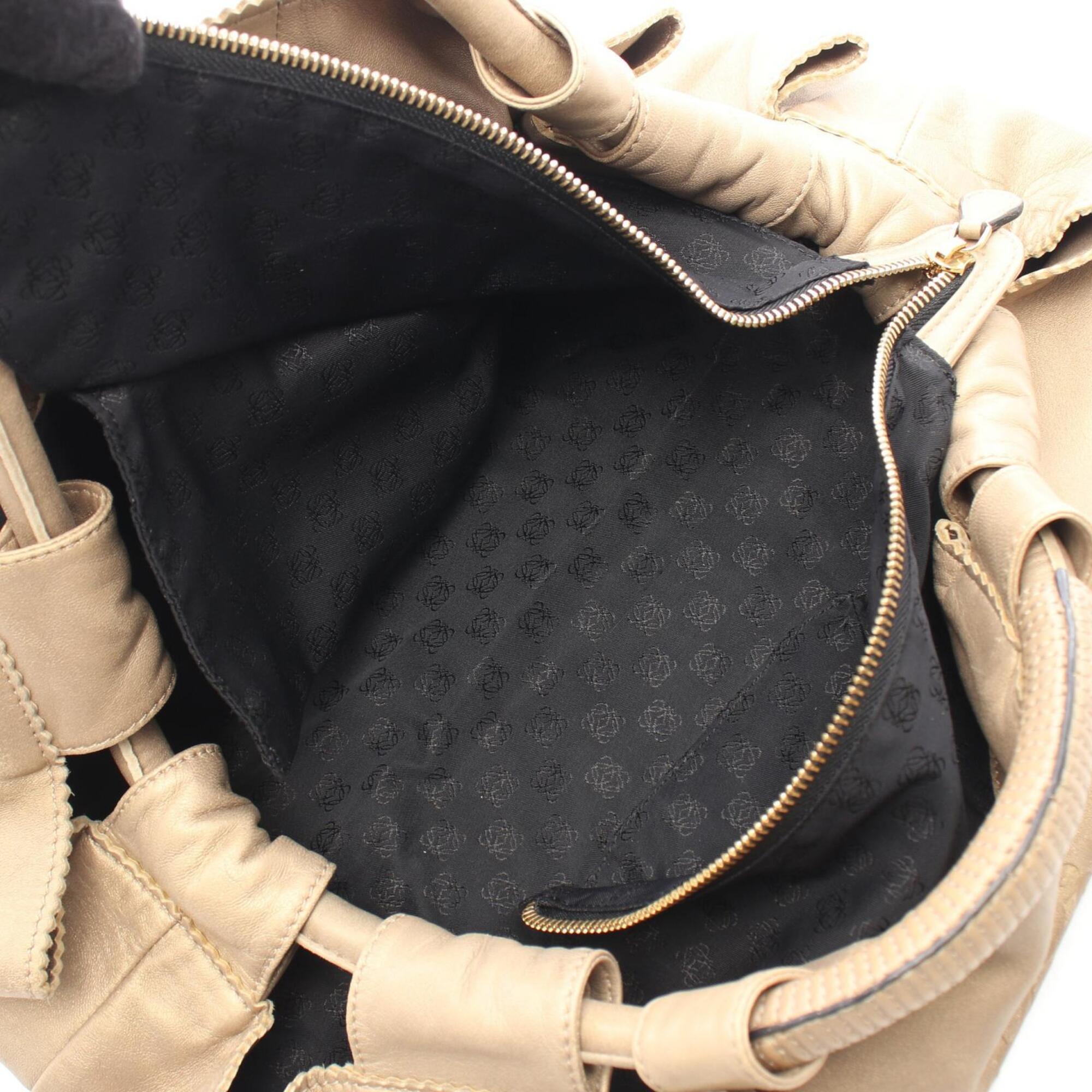 Loewe Gold Leather Handbag (Pre-Owned)
