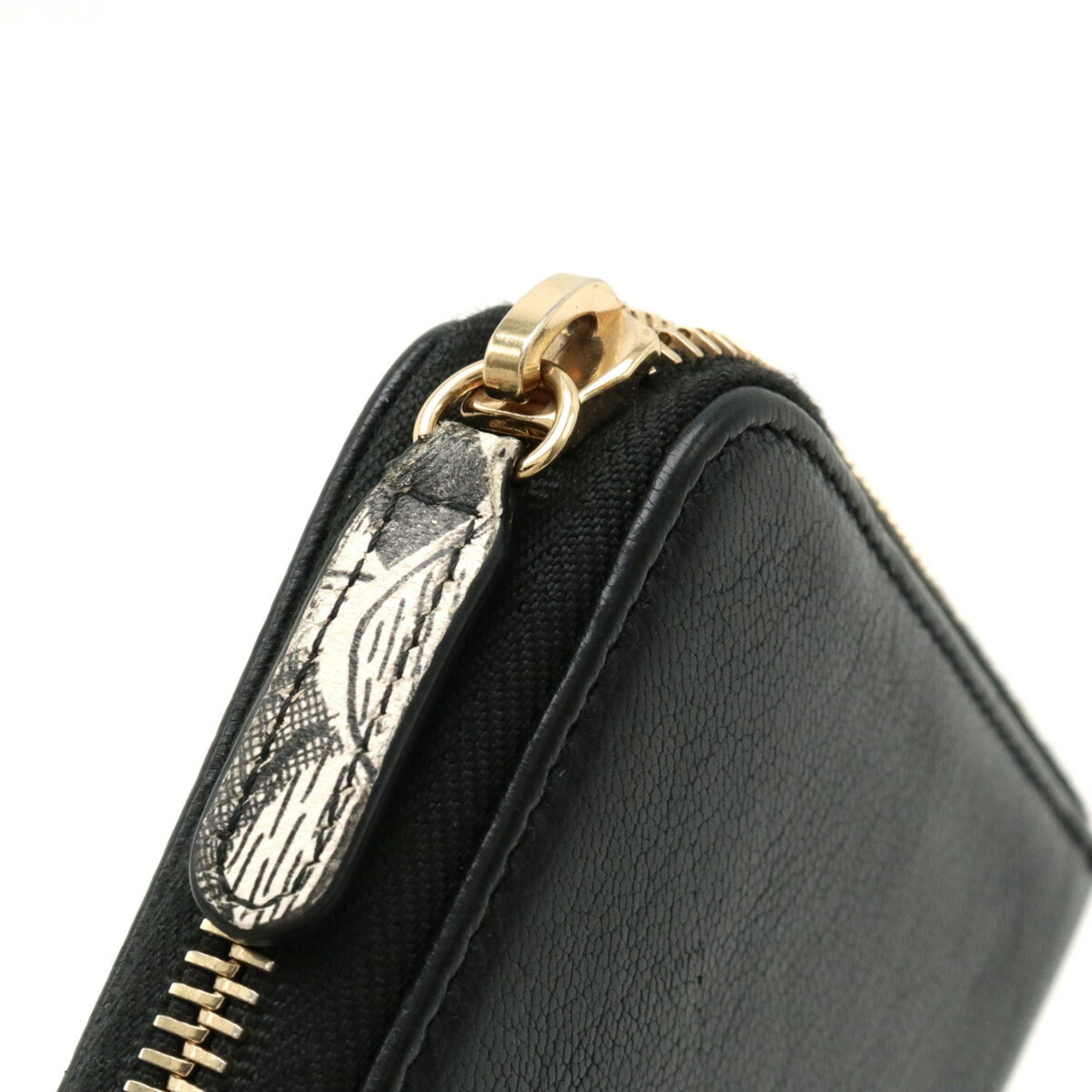 Chanel Black Leather Long Wallet (Bi-Fold) (Pre-Owned)