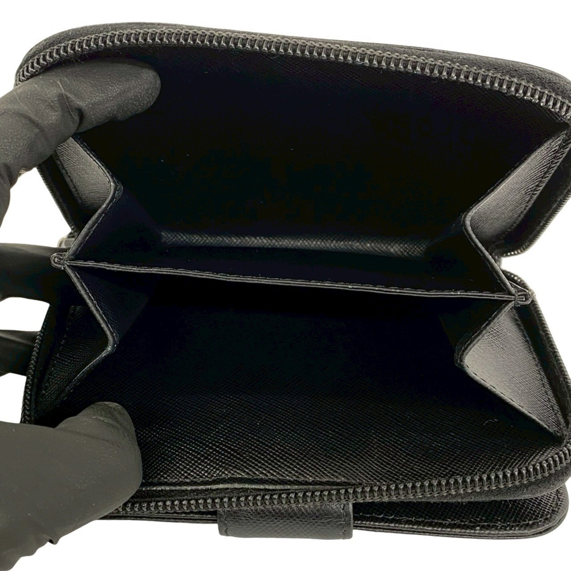 Prada Black Leather Wallet (Bi-Fold) (Pre-Owned)