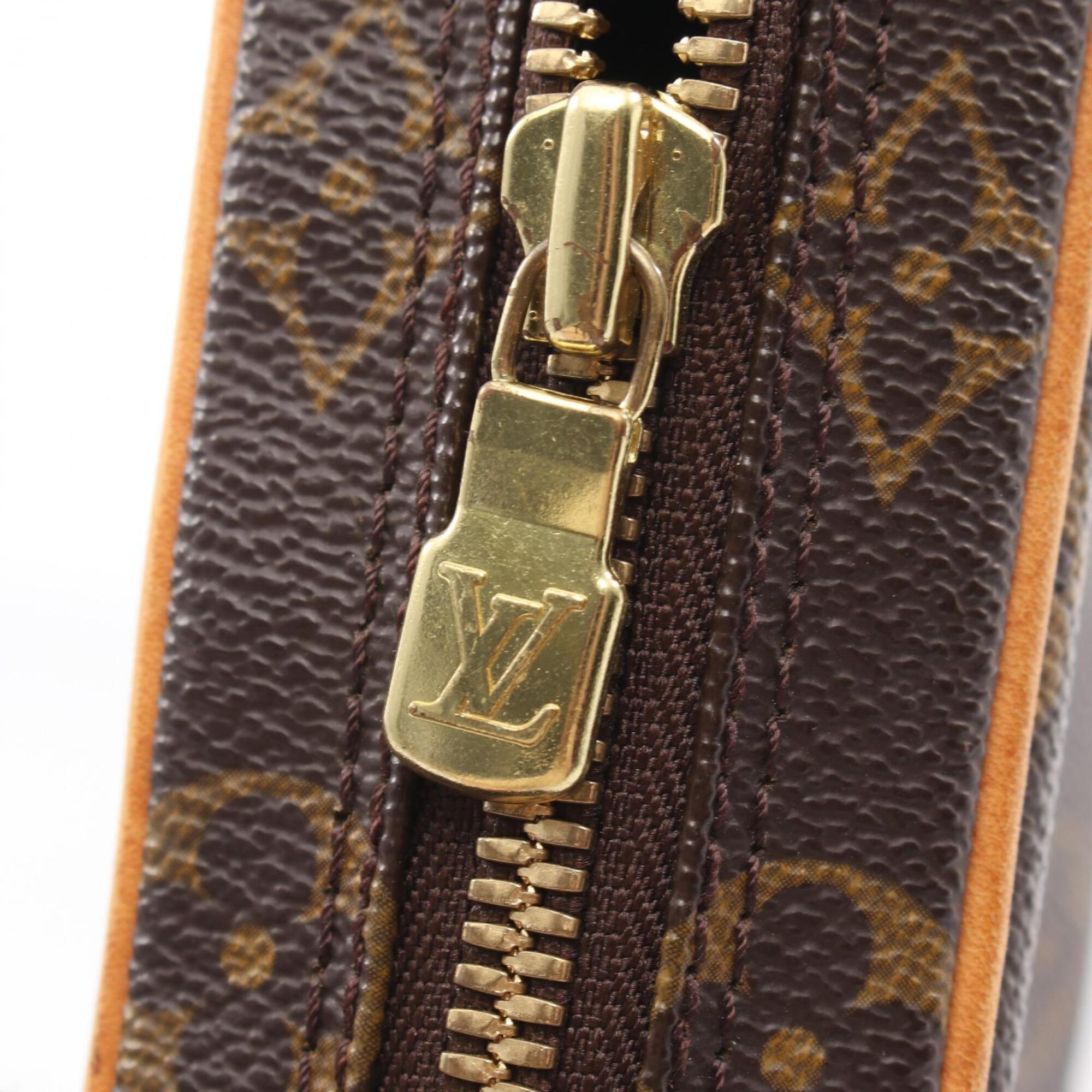 Louis Vuitton Brown Coated Canvas Leather Fanny Pack Handbag (Pre-Owned)