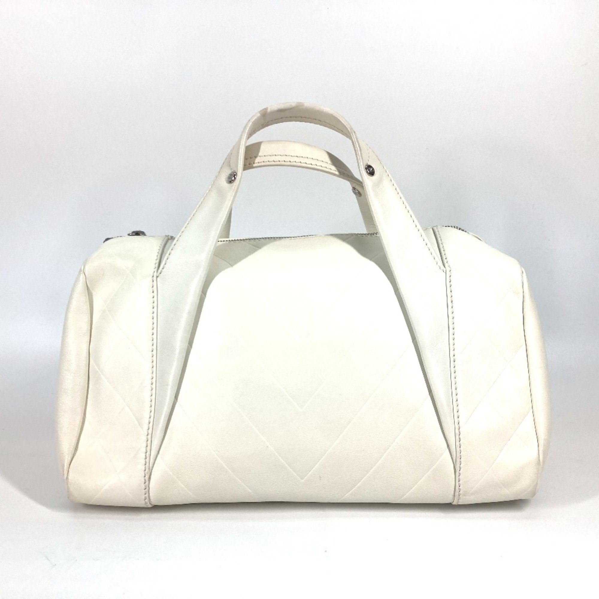 Chanel White Leather Boston Bag (Pre-Owned)