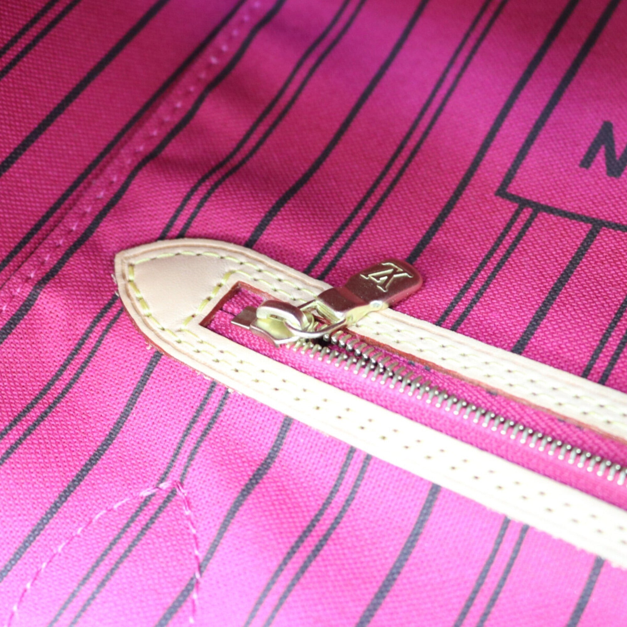Louis Vuitton Brown Monogram Tote Bag (Pre-Owned)