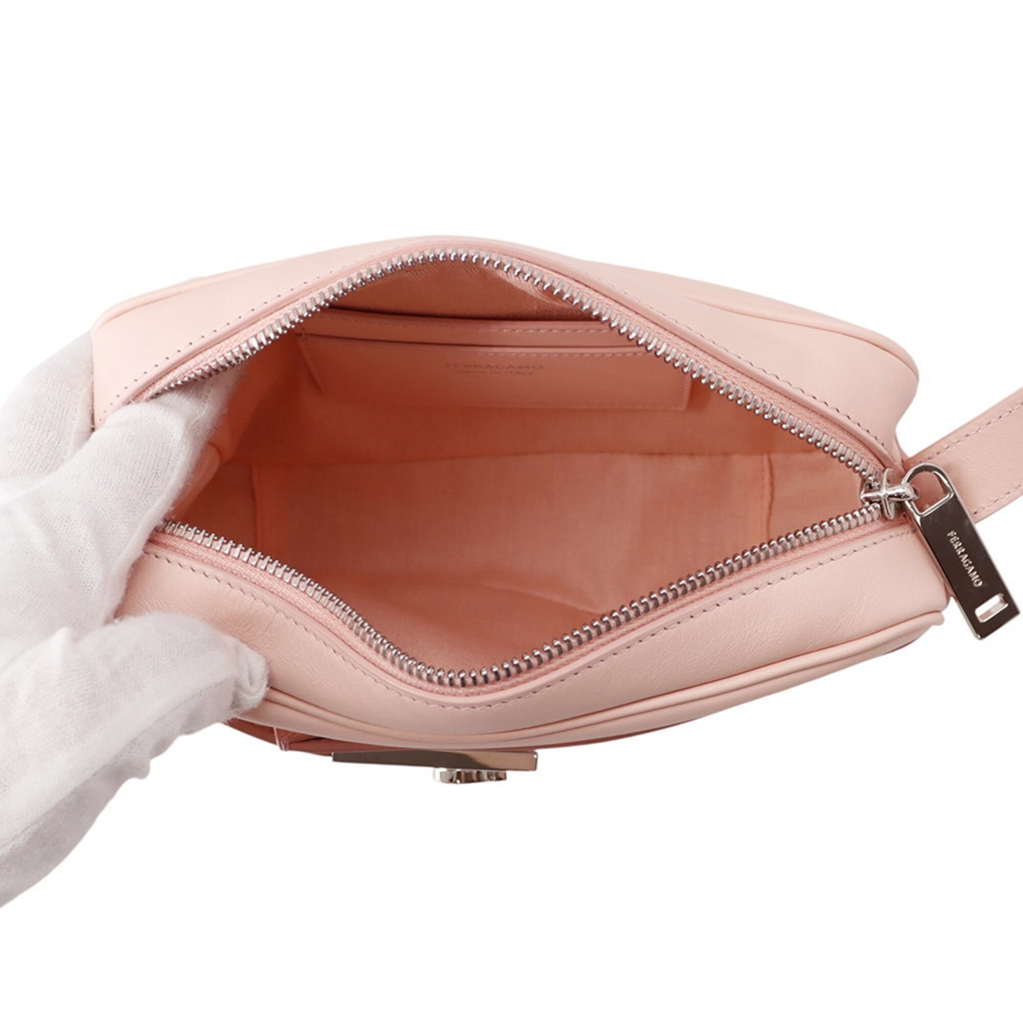 Salvatore Ferragamo Light Pink Leather Handbag Shoulder Bag (Pre-Owned)