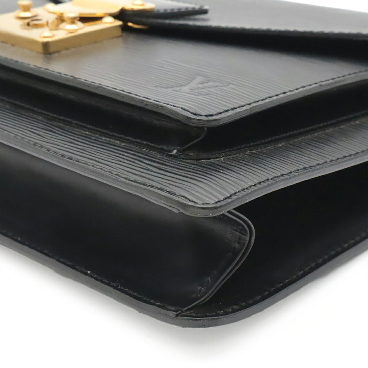 Louis Vuitton Black Noir Epi Leather Handbag Shoulder Bag (Pre-Owned)