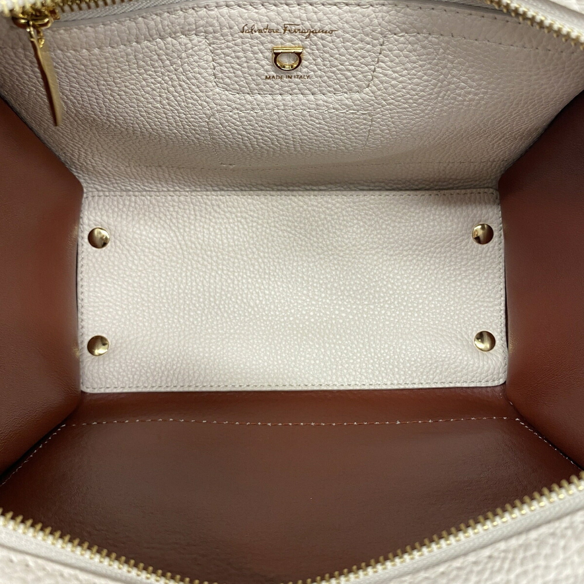 Salvatore Ferragamo Brown Ivory Leather Handbag (Pre-Owned)