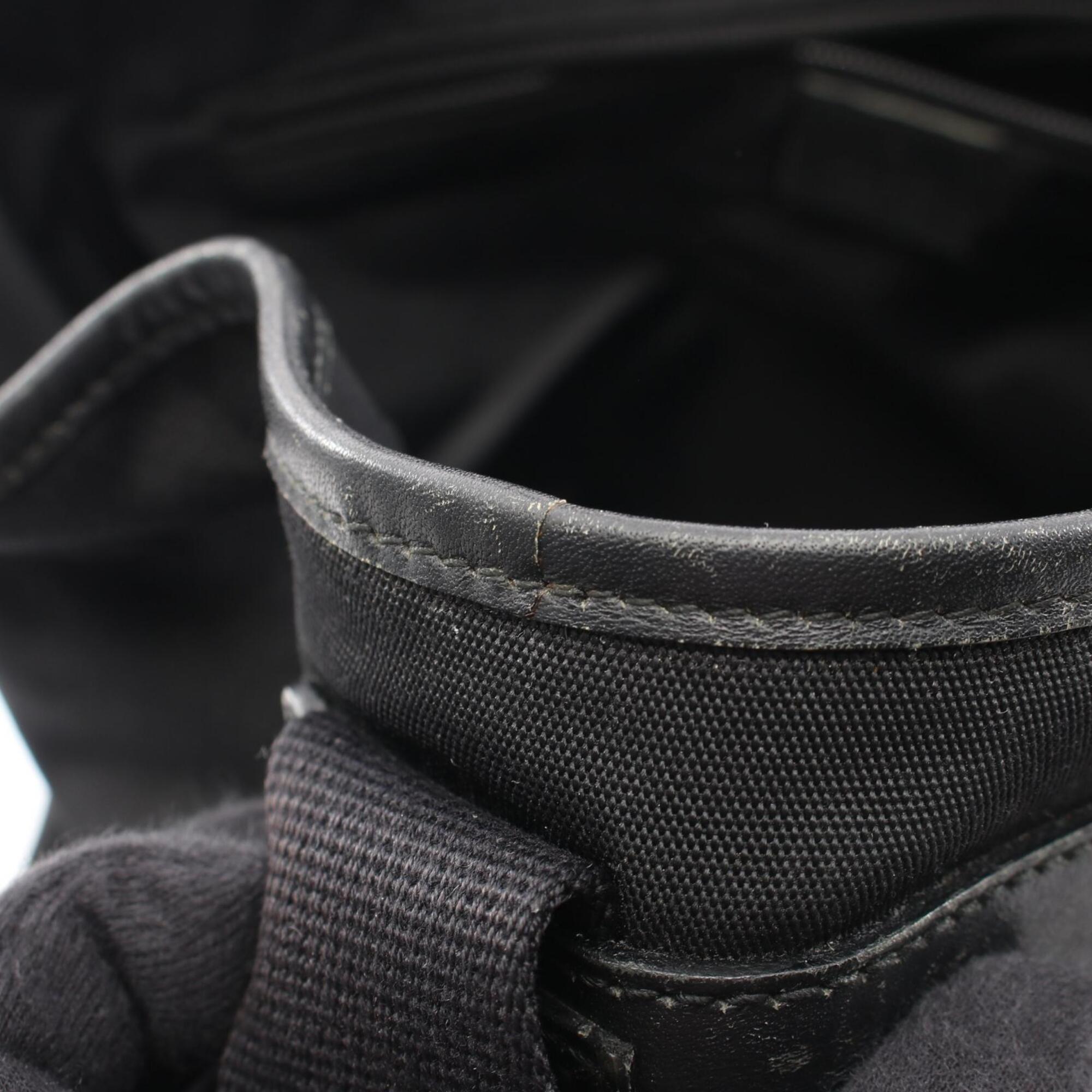 Gucci Black Canvas Leather Handbag Tote Bag (Pre-Owned)