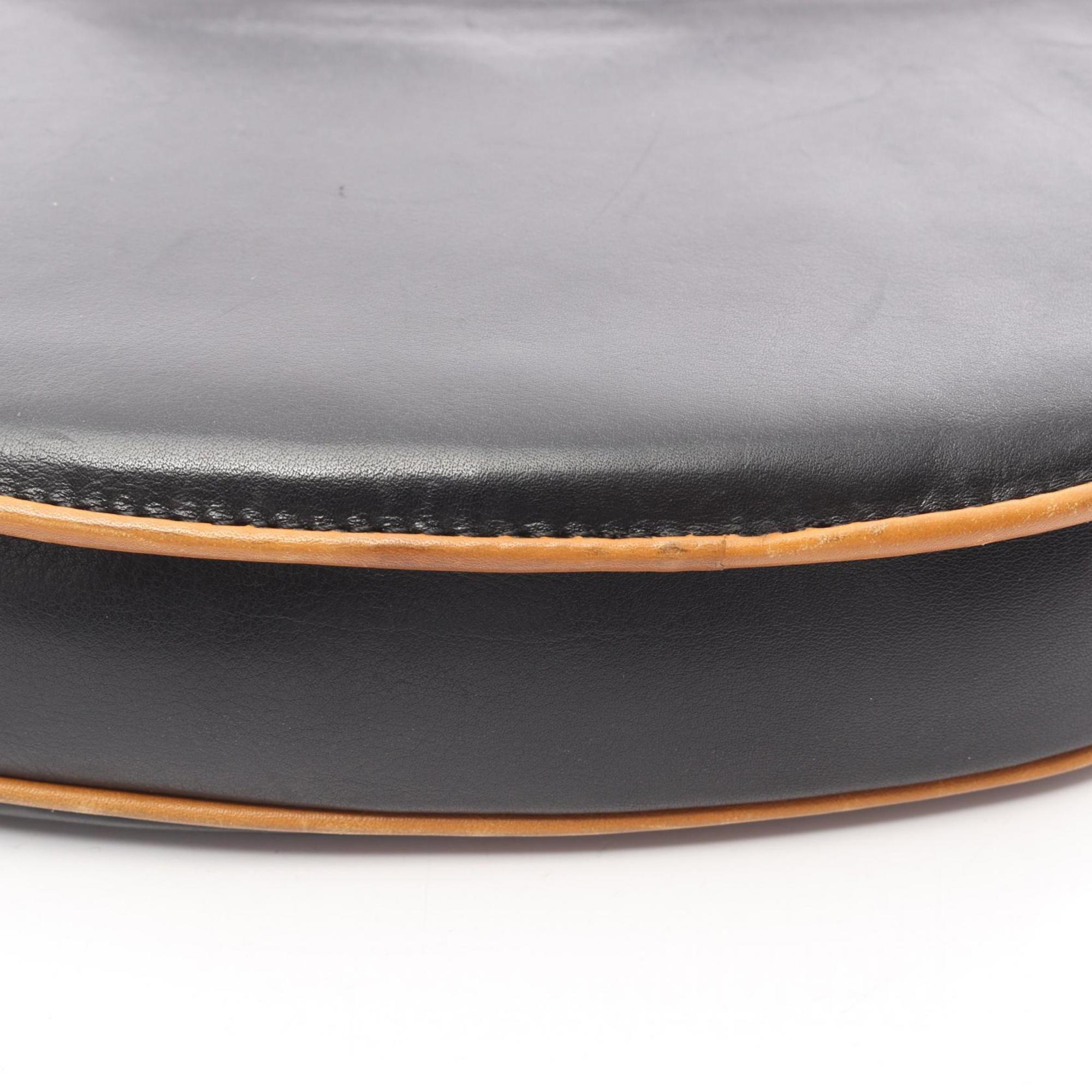 Celine Black Leather Shoulder Bag (Pre-Owned)