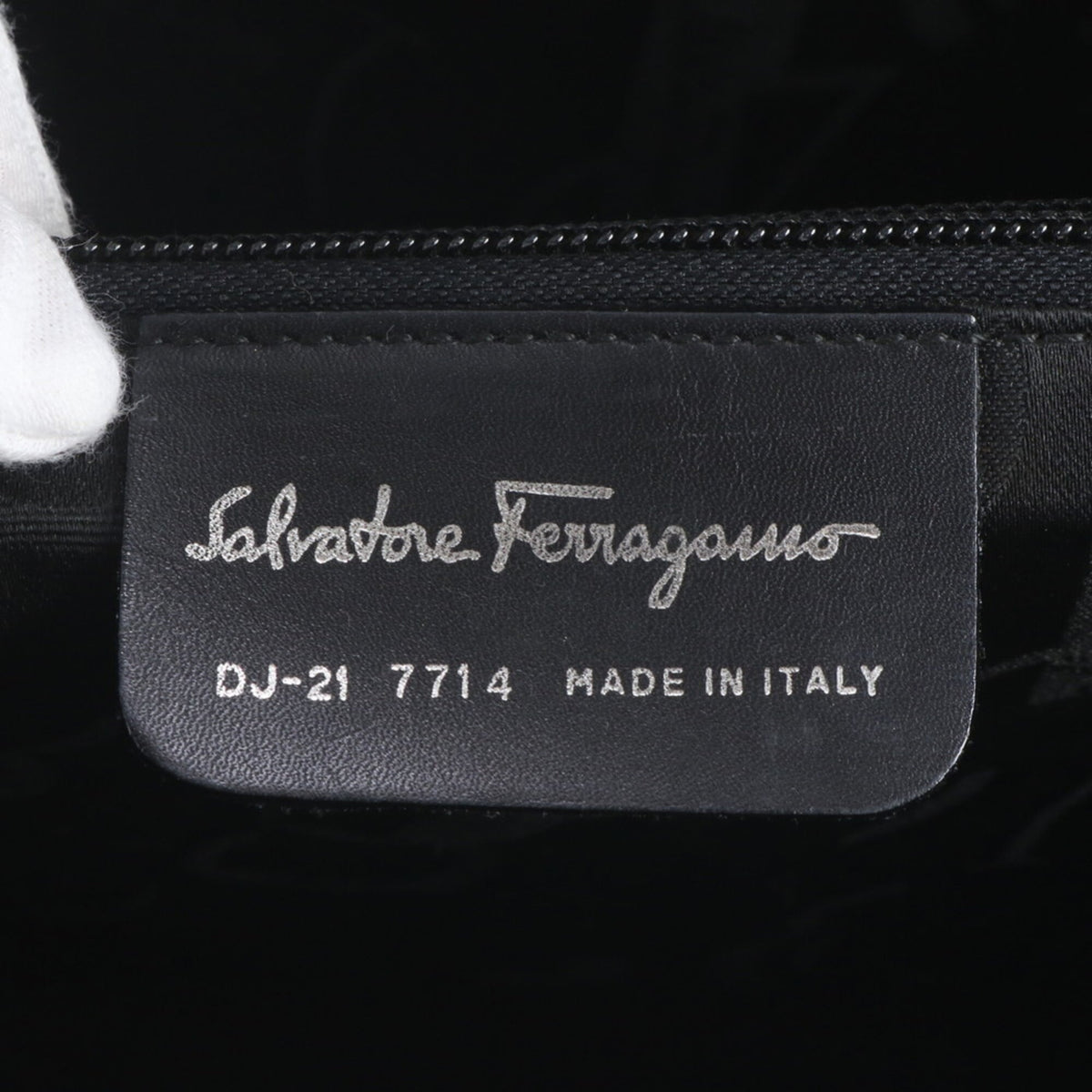 Salvatore Ferragamo Black Leather Shoulder Bag Tote Bag (Pre-Owned)