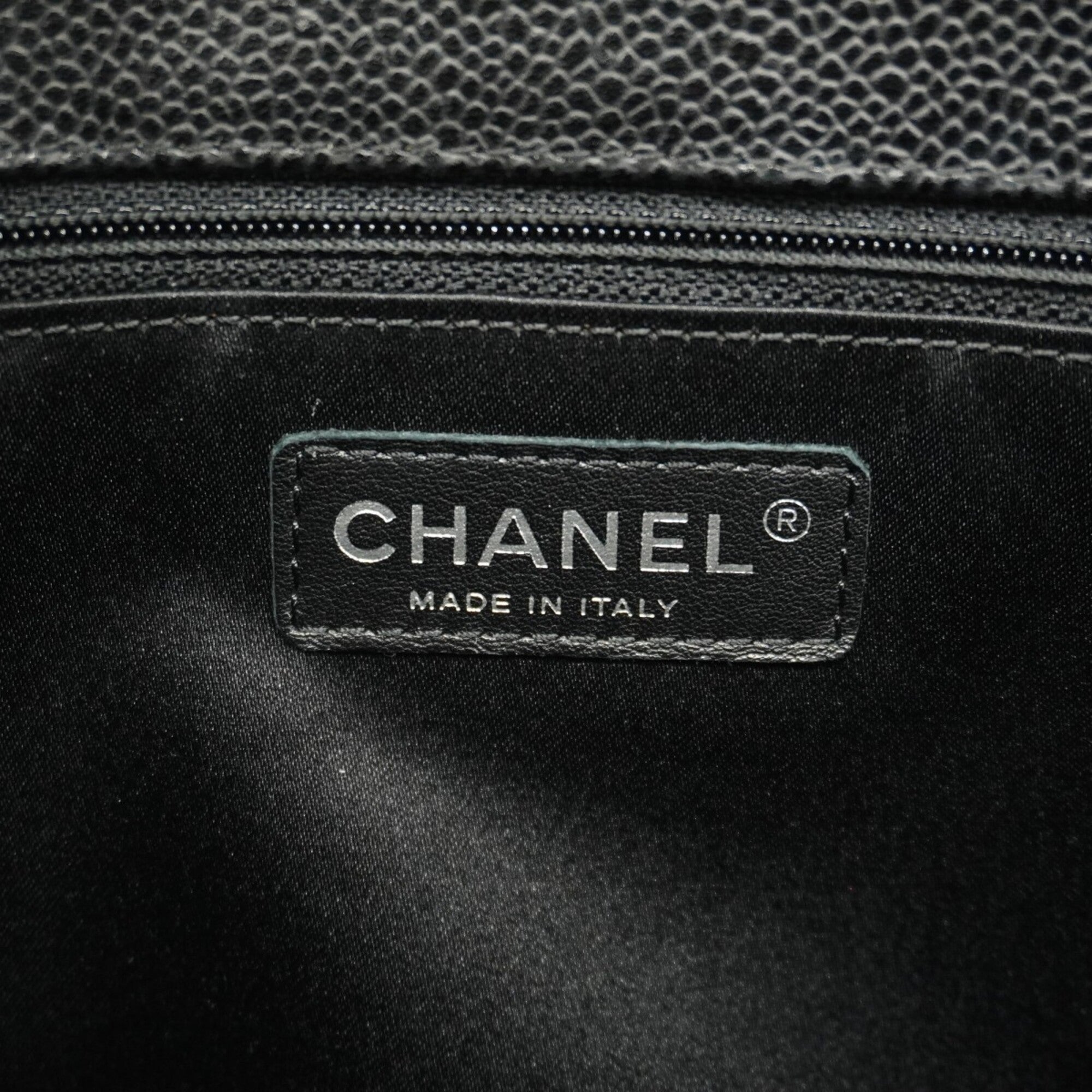 Chanel Black Grained Calfskin Tote Bag (Pre-Owned)
