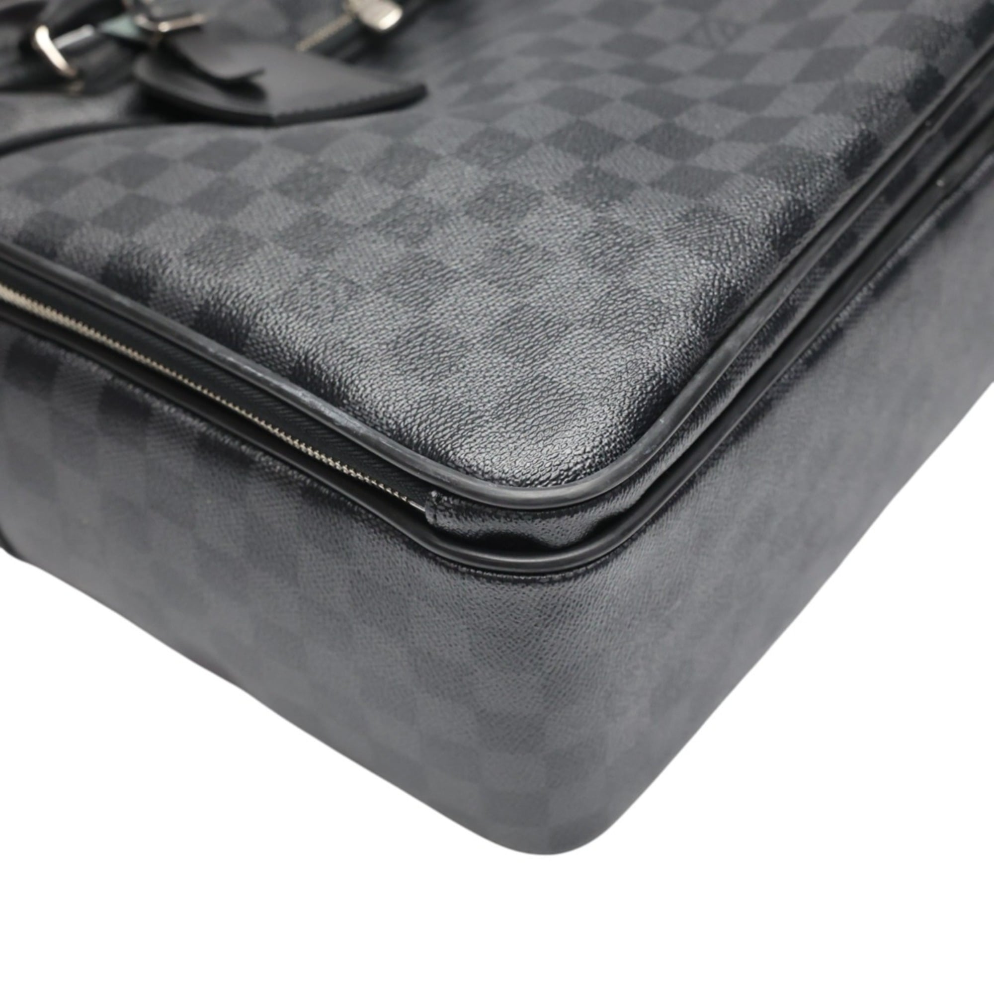 Louis Vuitton Gray Damier Graphite Canvas Shoulder Bag (Pre-Owned)