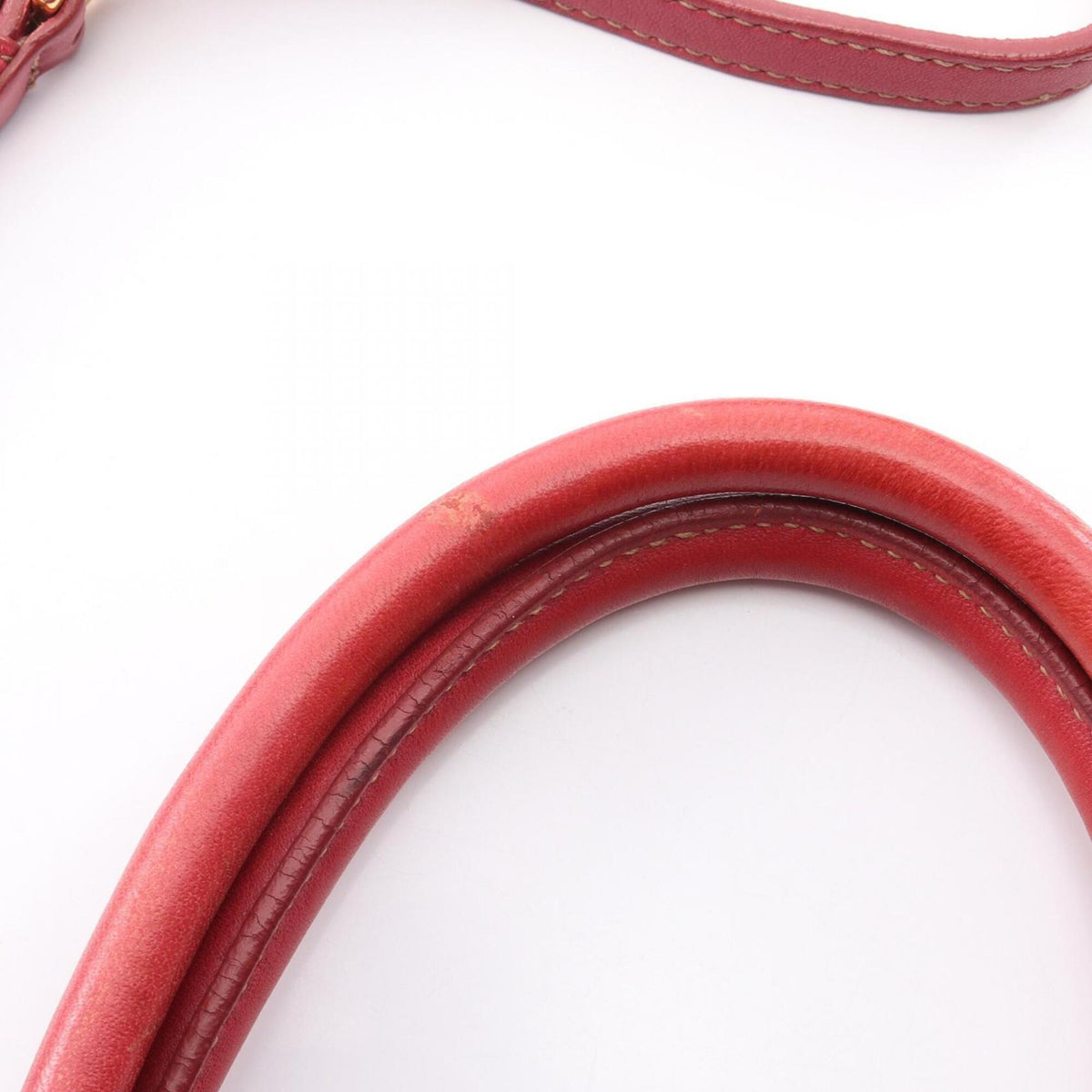 Prada Red Color Leather Handbag (Pre-Owned)