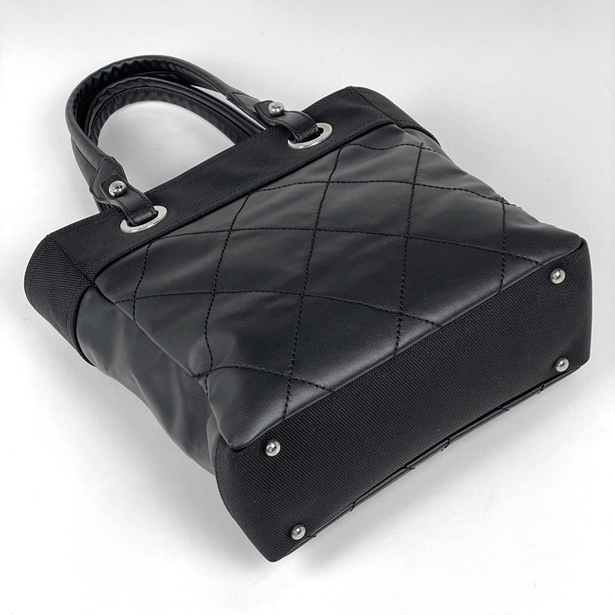 Chanel Black Coated Canvas Tote Bag (Pre-Owned)