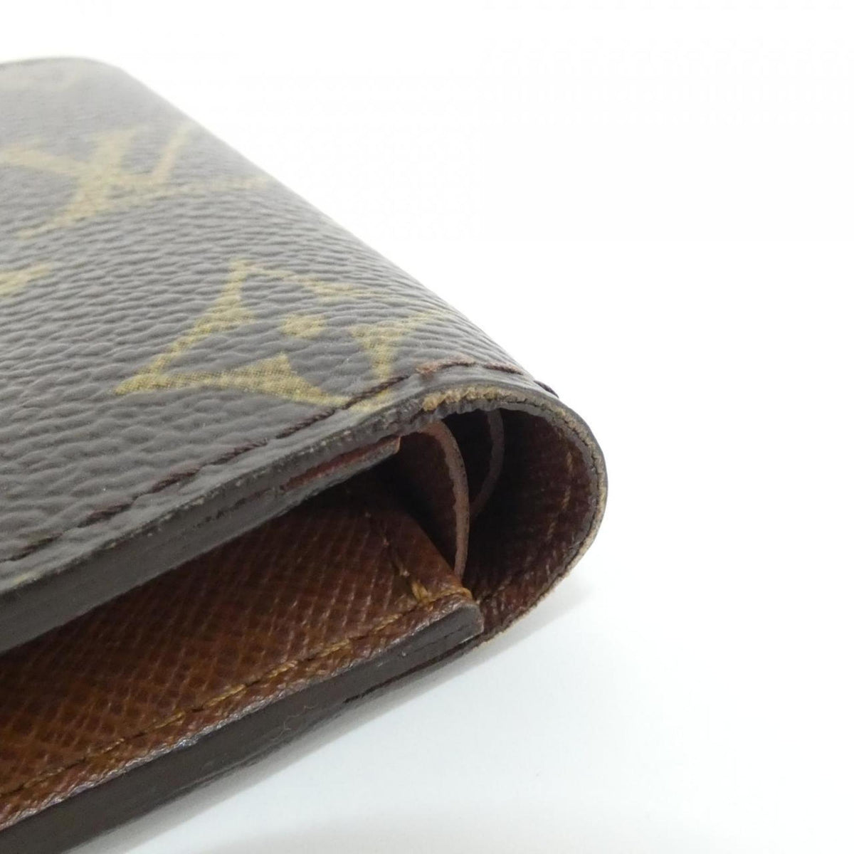 Louis Vuitton Marron Coated Canvas Wallet (Bi-Fold) (Pre-Owned)