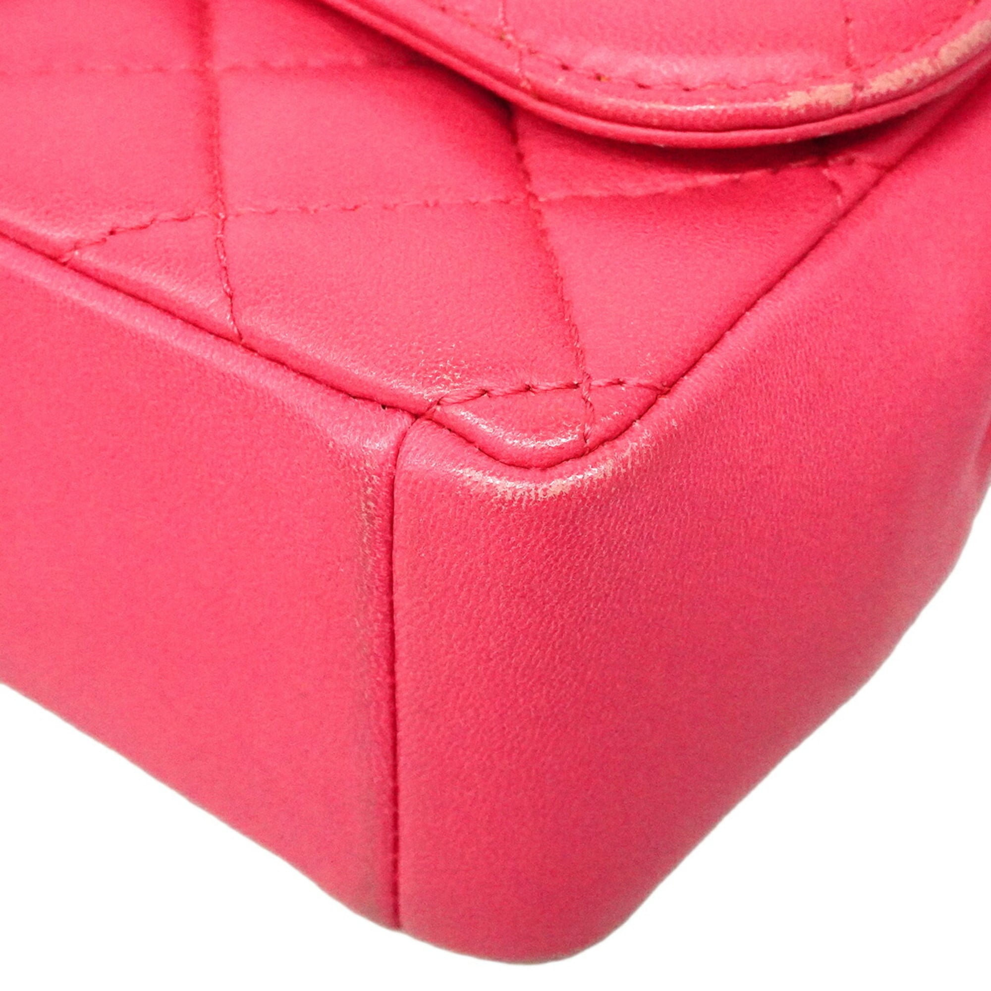 Chanel Pink Leather Shoulder Bag (Pre-Owned)