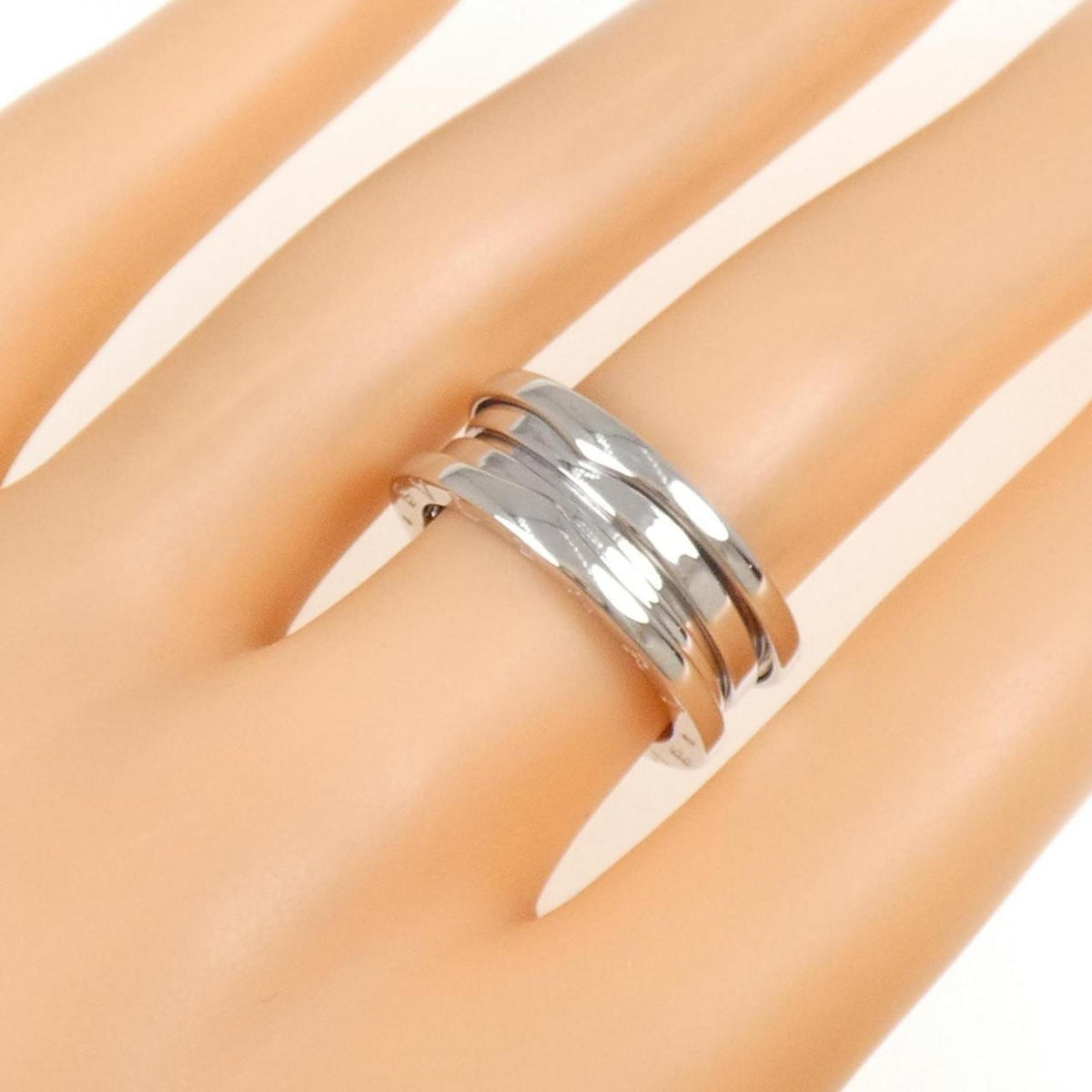 Bvlgari White Gold White Gold (18K) Band Ring (Pre-Owned)