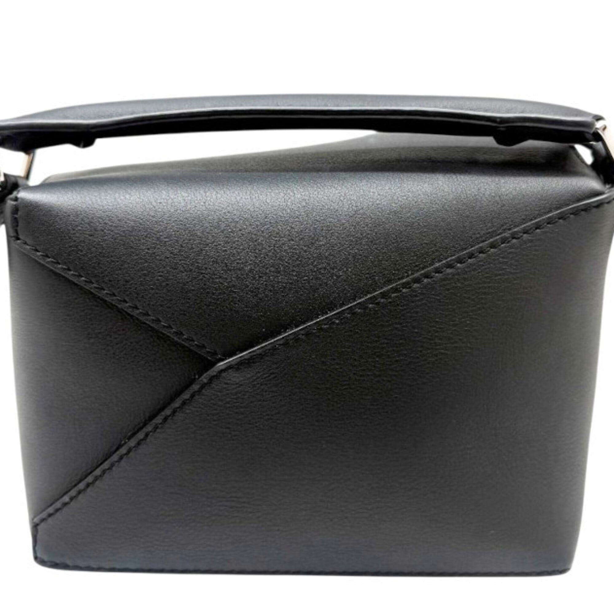 Loewe Black Leather Handbag Shoulder Bag (Pre-Owned)