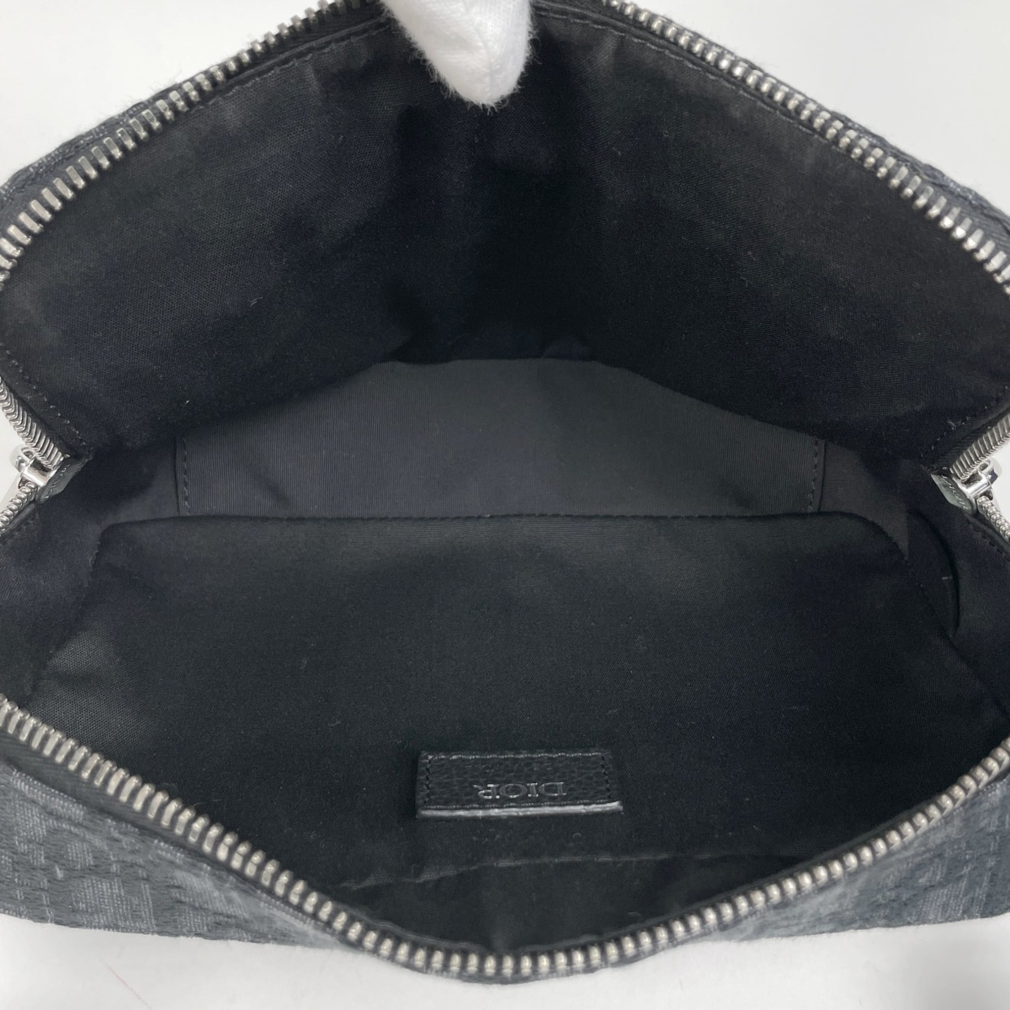 Christian Dior Black Canvas Leather Shoulder Bag (Pre-Owned)